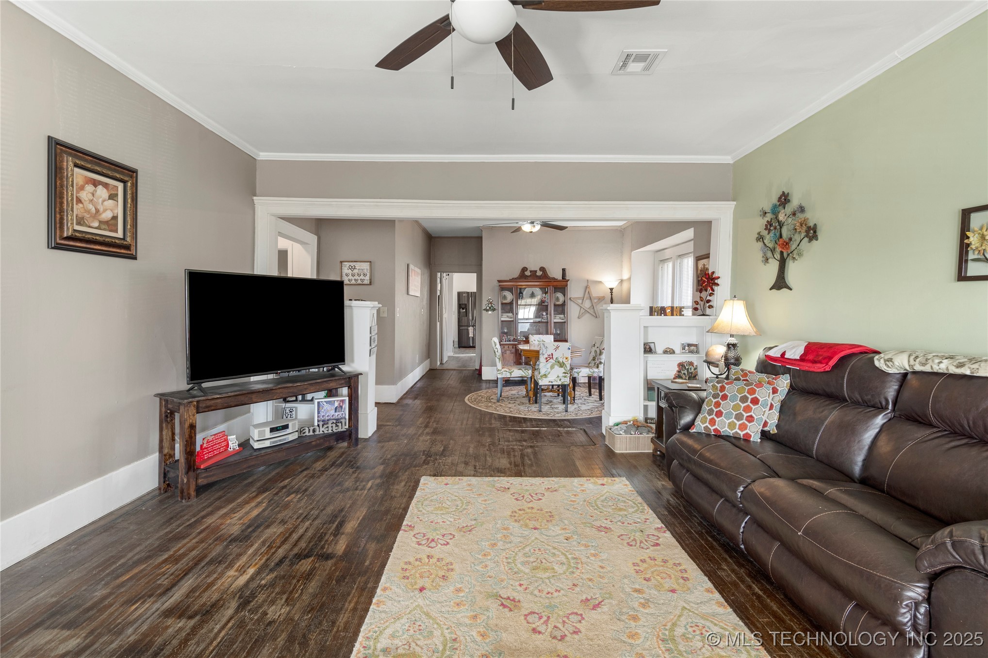 505 N Cimarron Avenue Property Photo 8