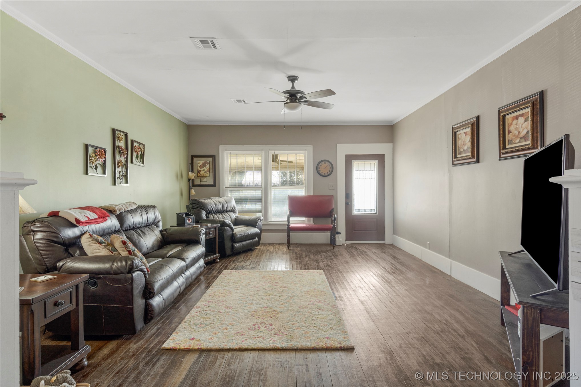 505 N Cimarron Avenue Property Photo 9