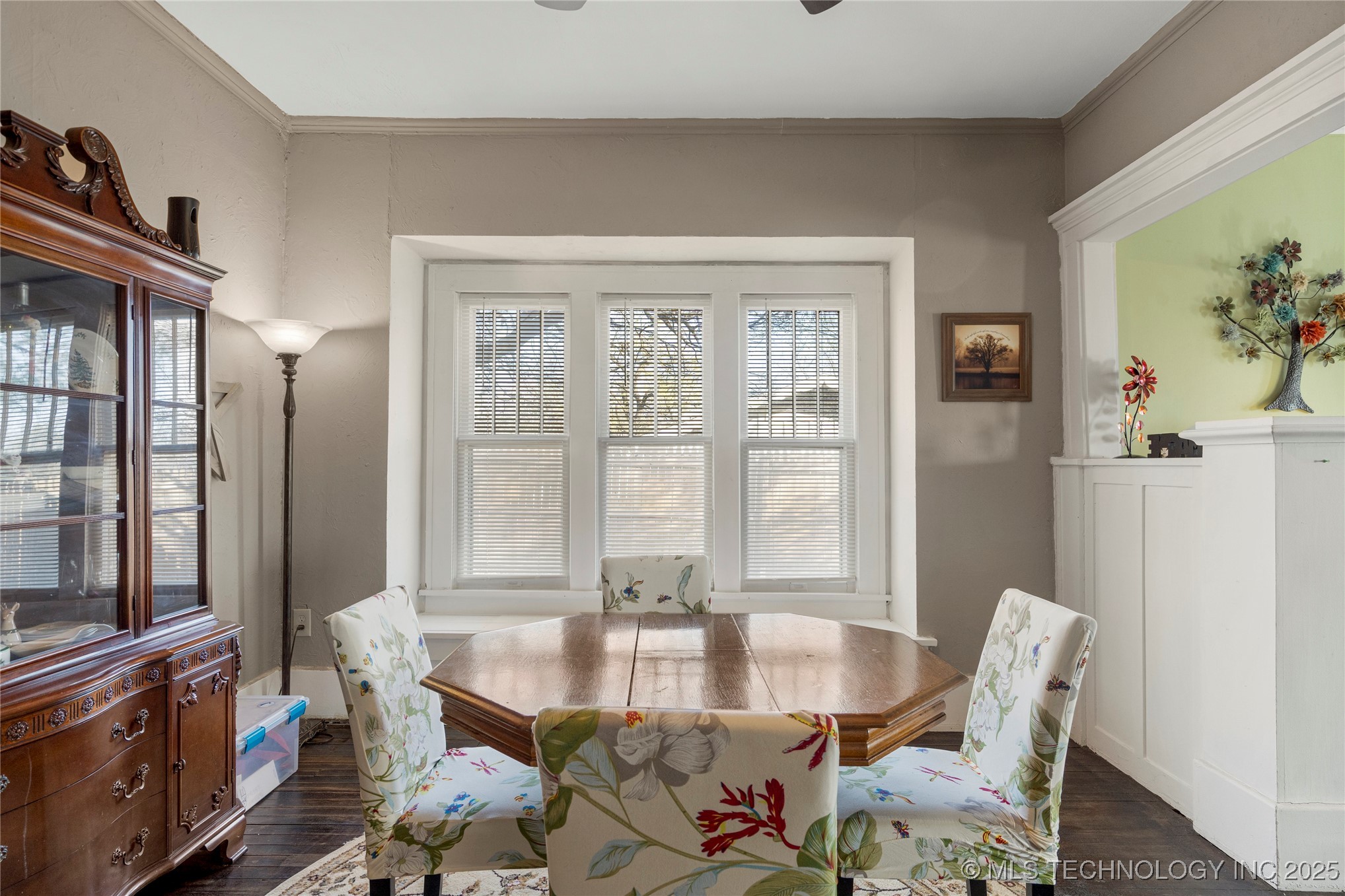 505 N Cimarron Avenue Property Photo 11