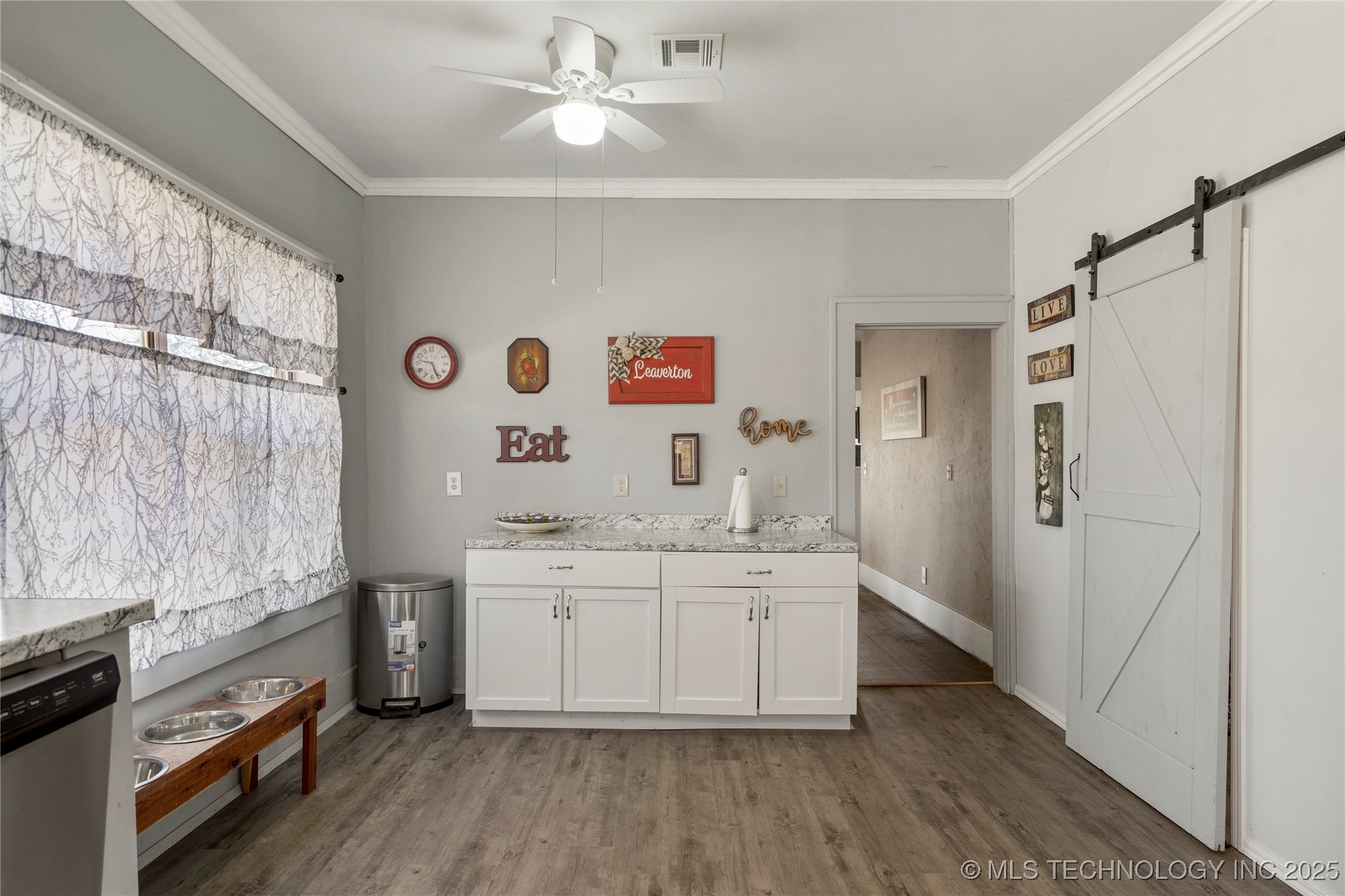 505 N Cimarron Avenue Property Photo 19