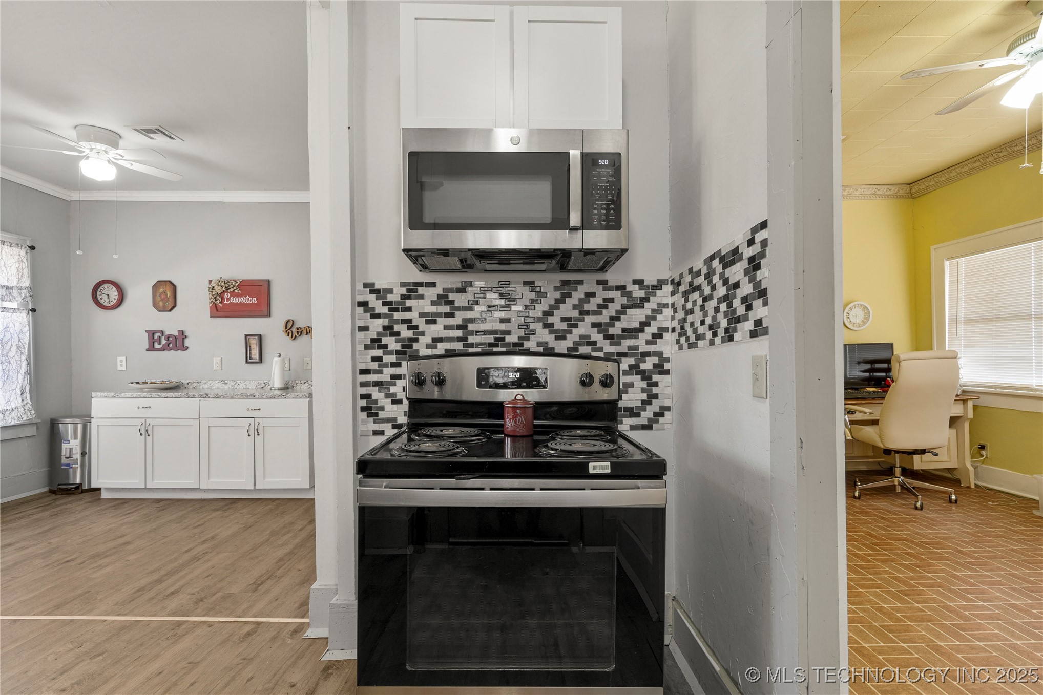 505 N Cimarron Avenue Property Photo 22