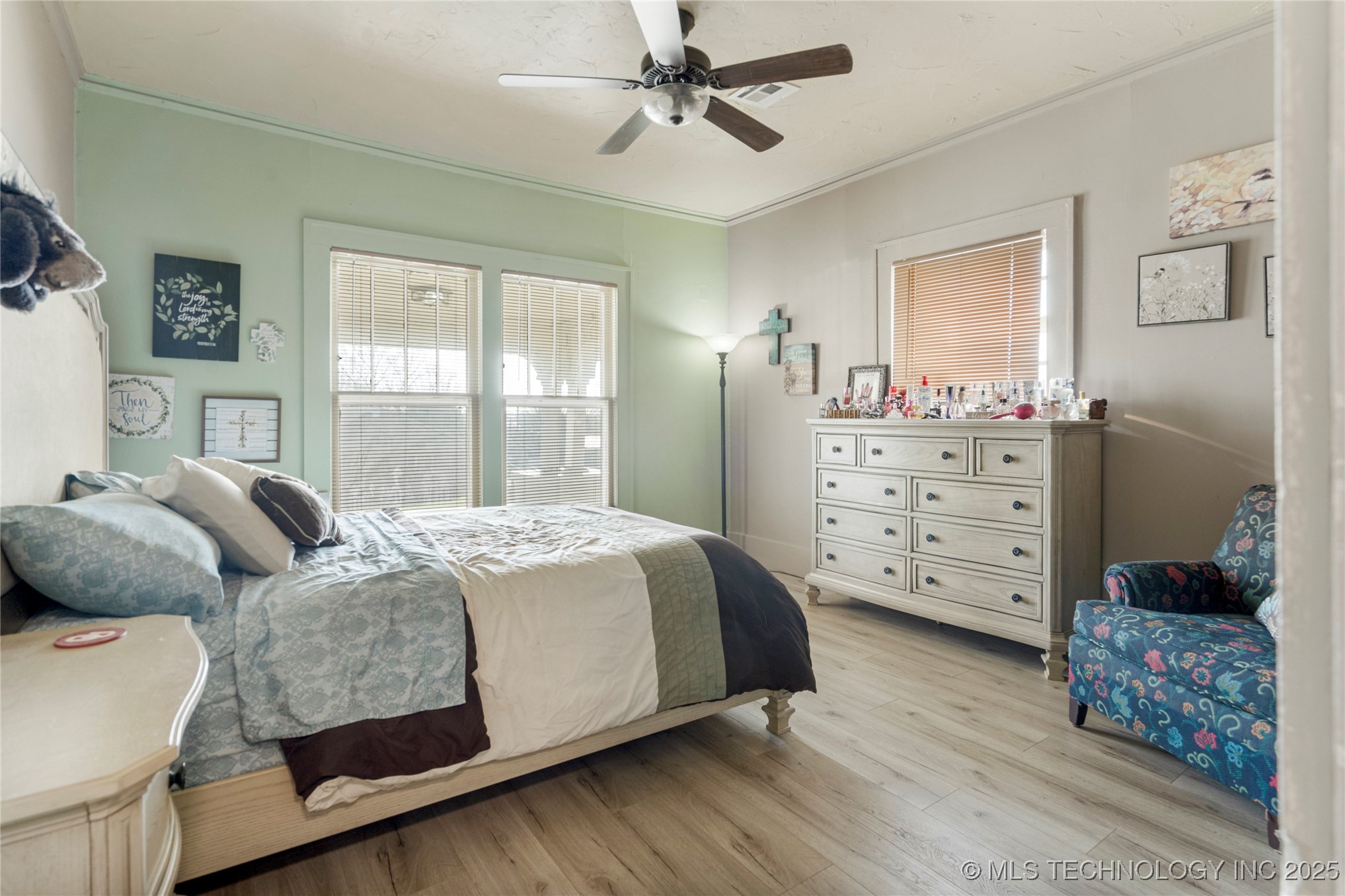 505 N Cimarron Avenue Property Photo 25