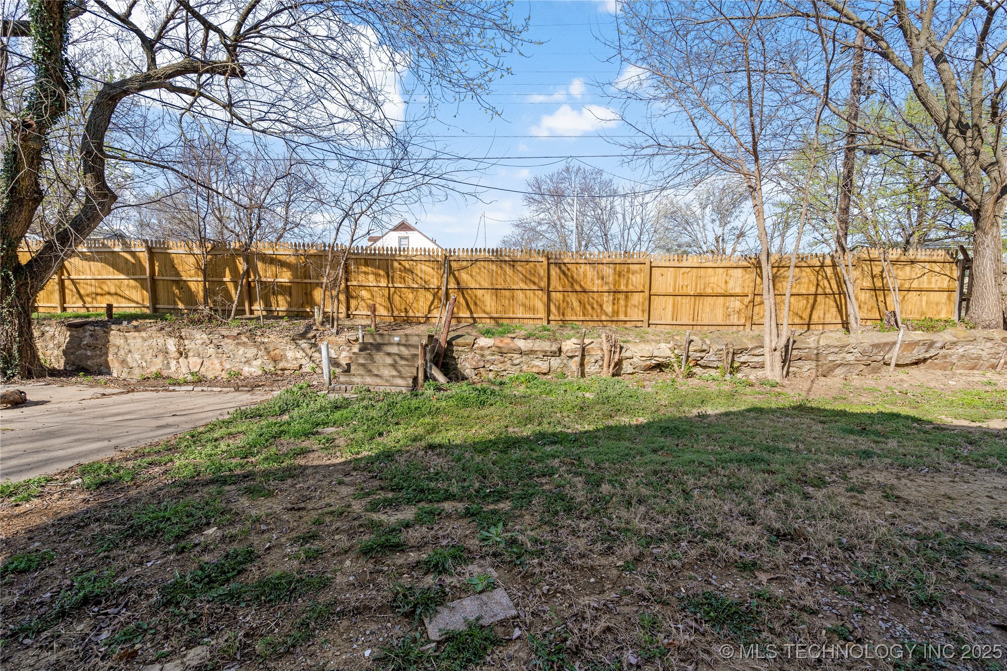 505 N Cimarron Avenue Property Photo 37