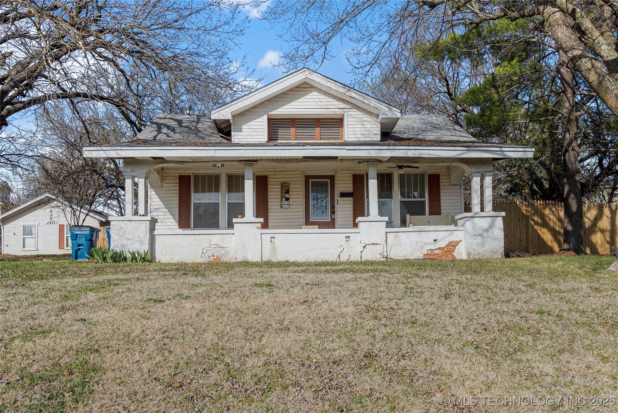 505 N Cimarron Avenue Property Photo 48