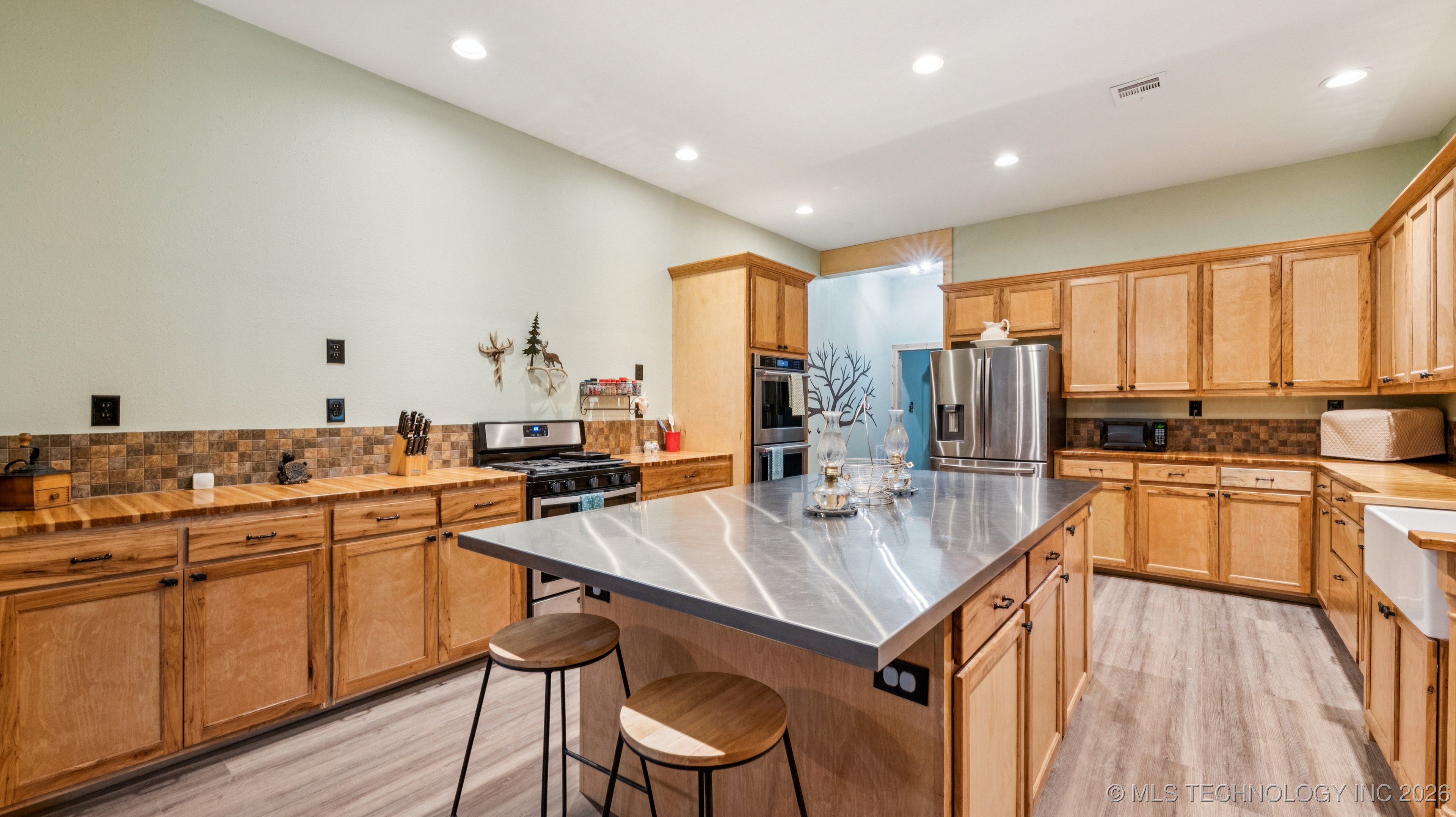 10082 E Hilltop Road Property Photo 11