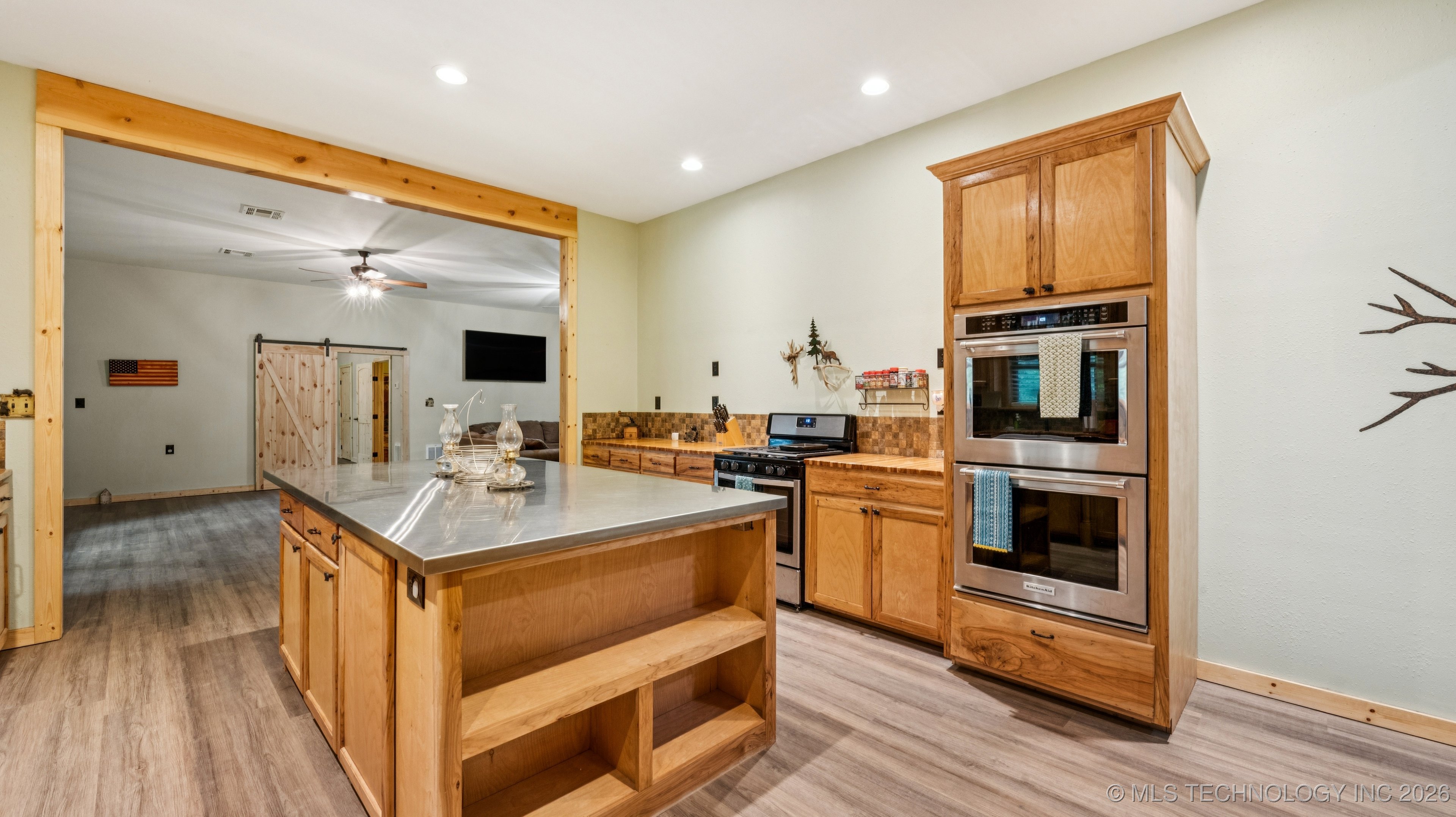 10082 E Hilltop Road Property Photo 13