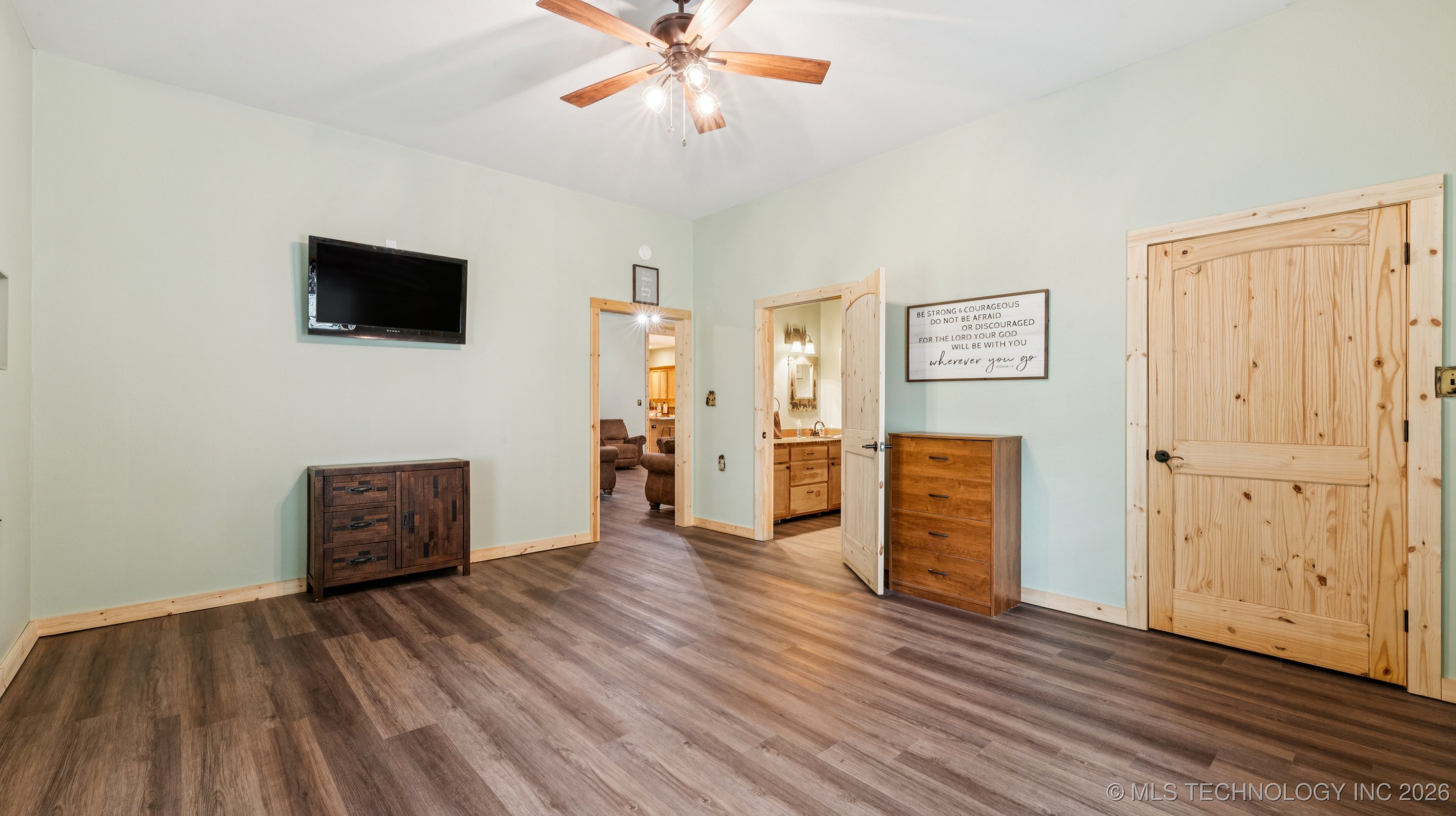 10082 E Hilltop Road Property Photo 23