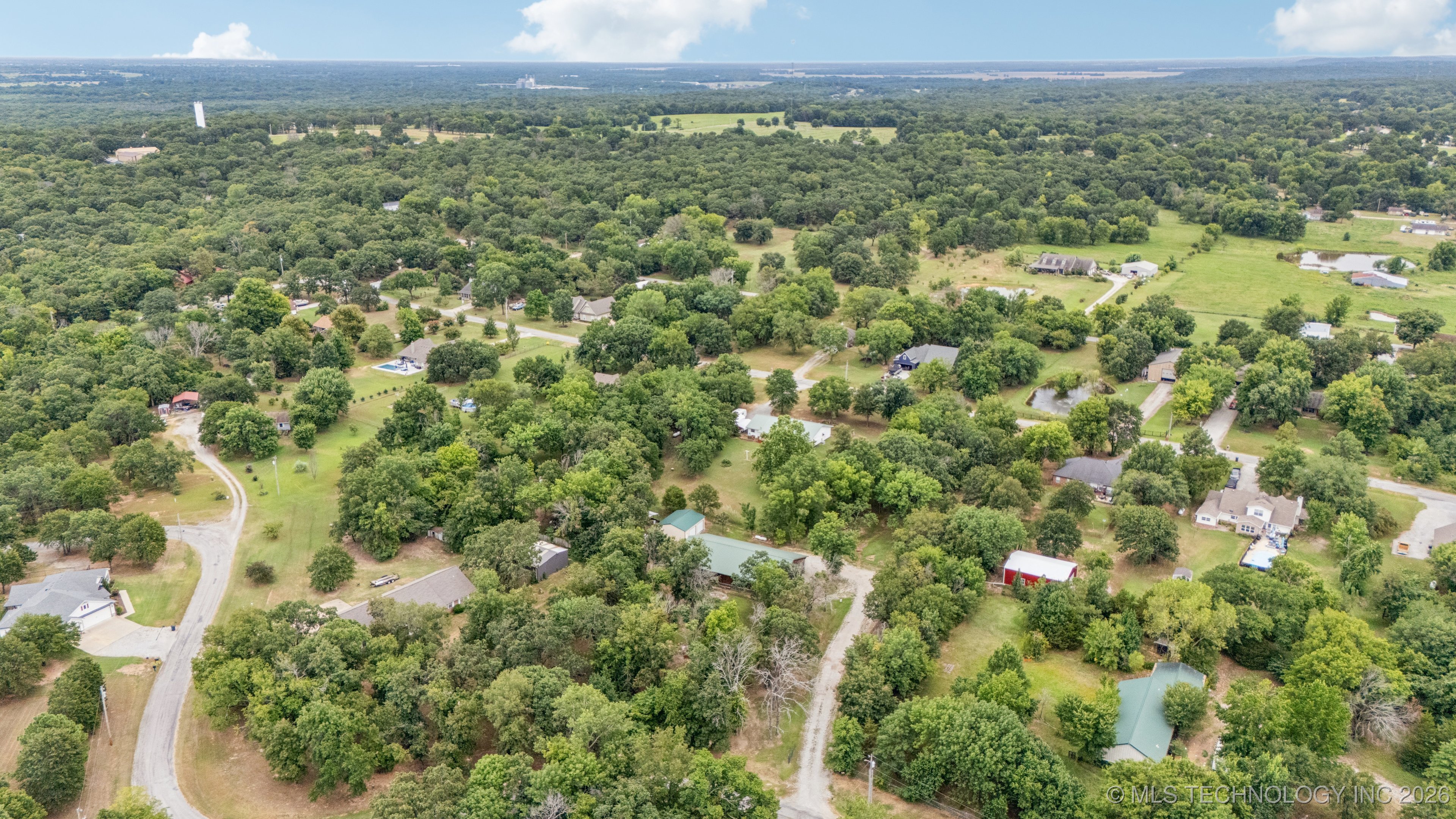 10082 E Hilltop Road Property Photo 31