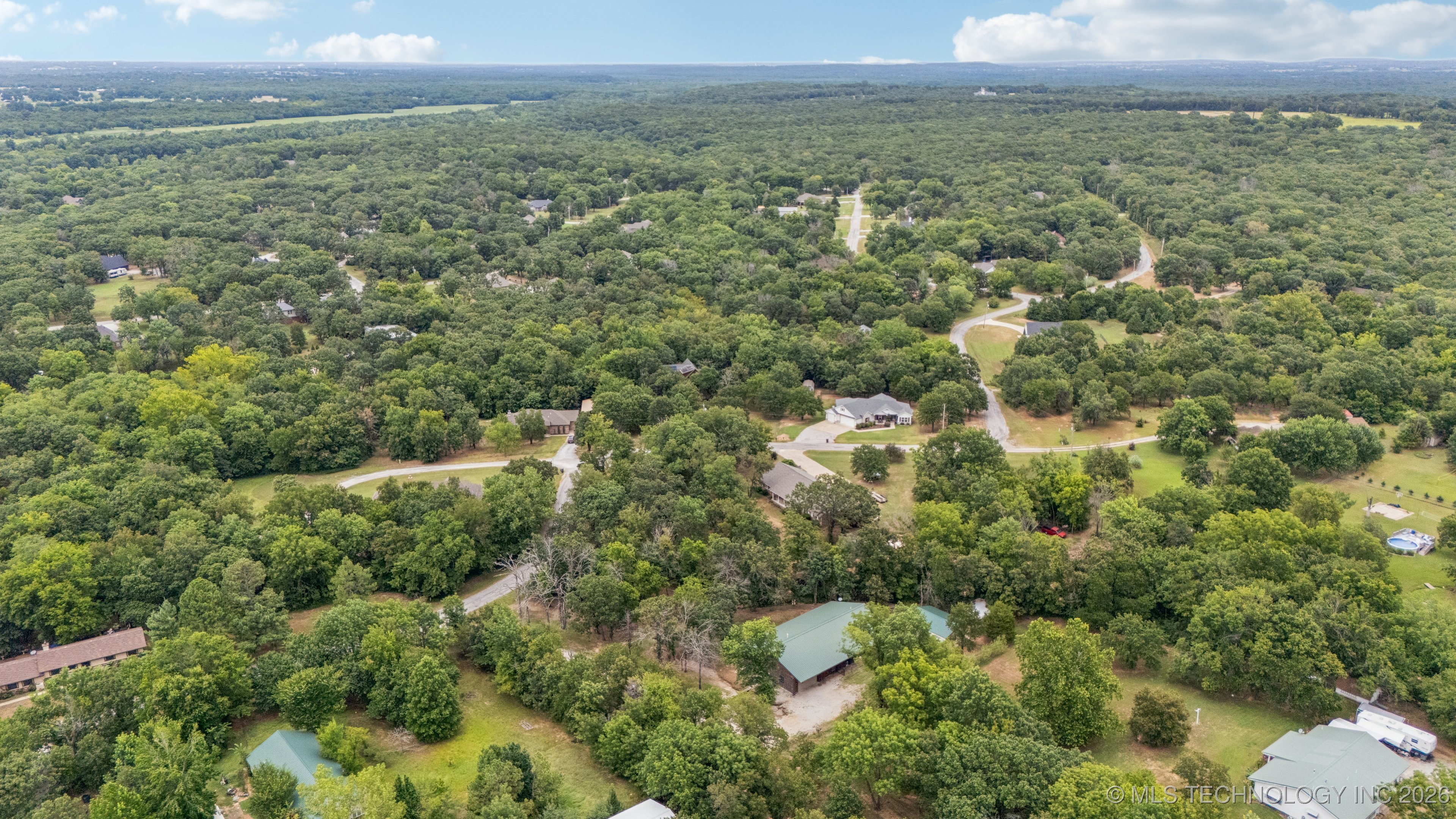10082 E Hilltop Road Property Photo 32