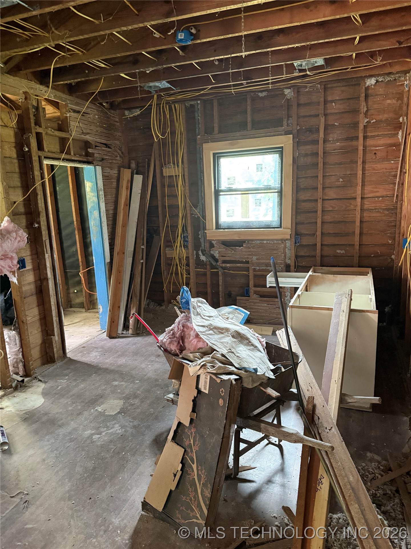 609 S Alabama Avenue Property Photo 4