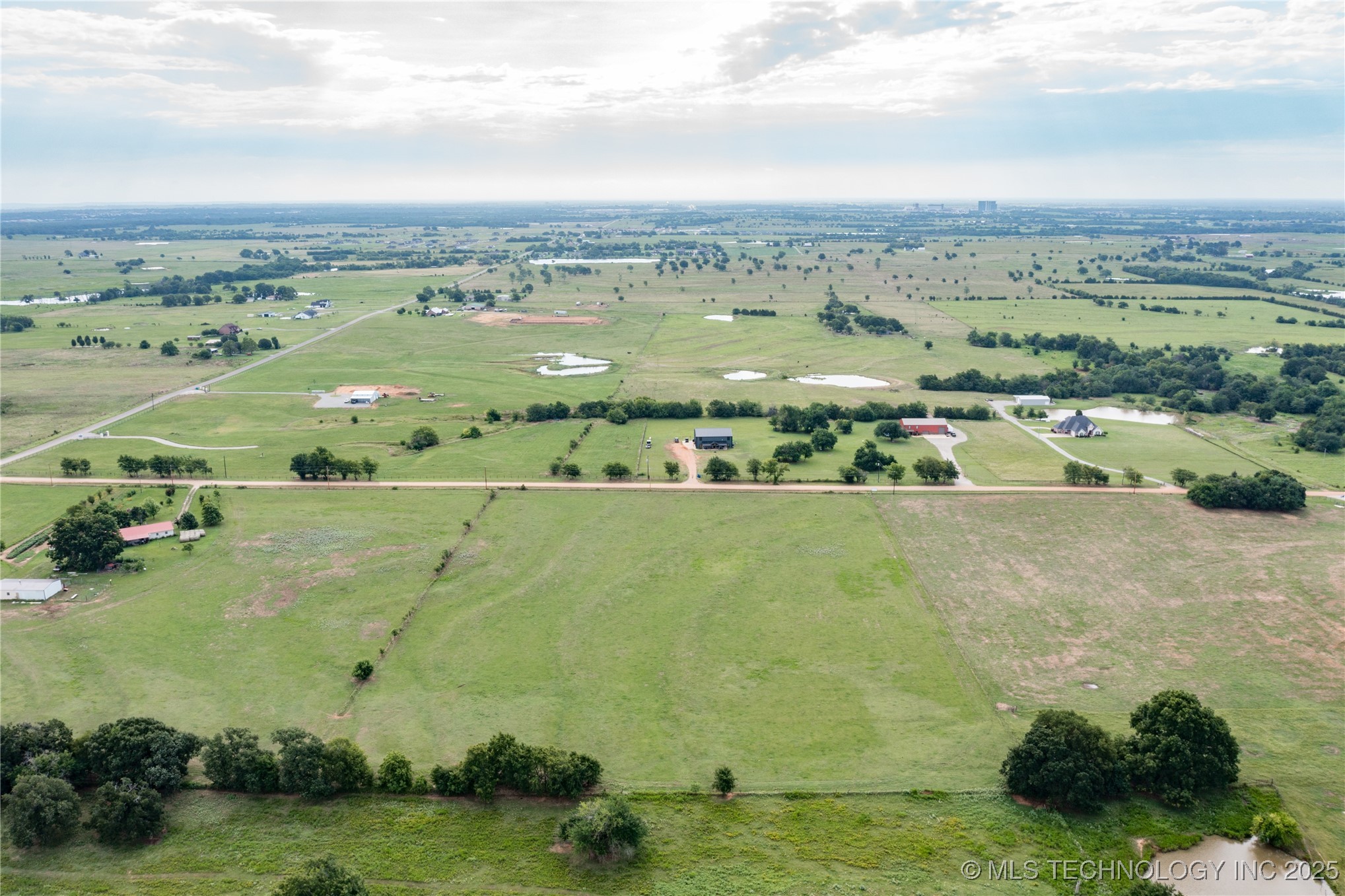 Sexton Property Photo 13