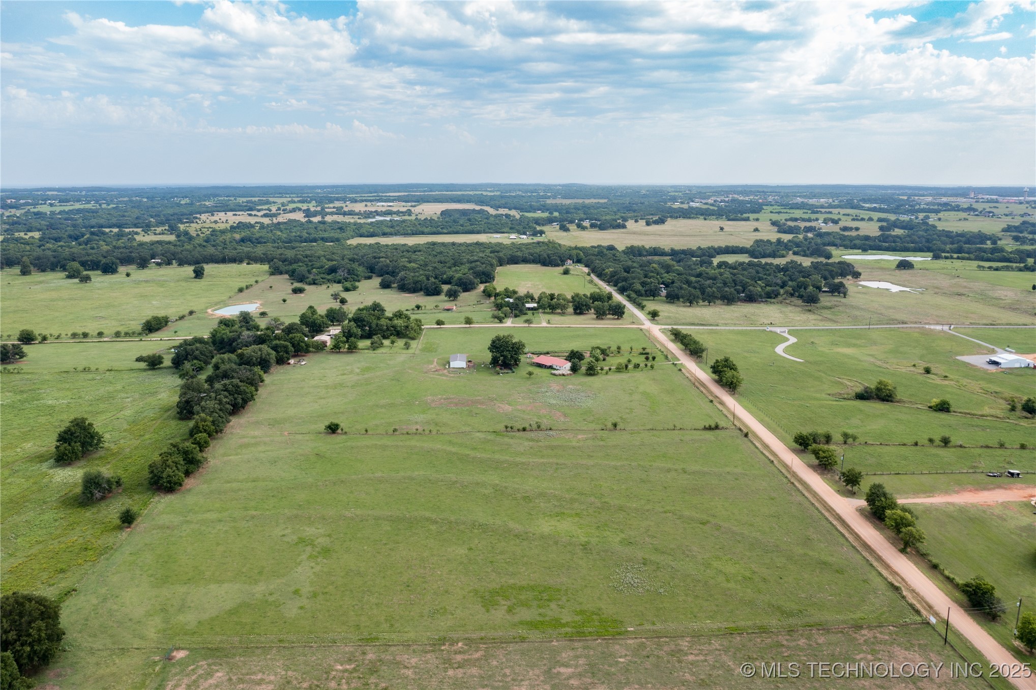 Sexton Property Photo 16