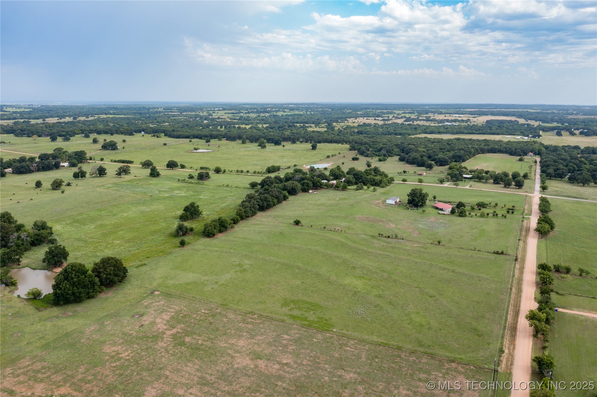 Sexton Property Photo 17