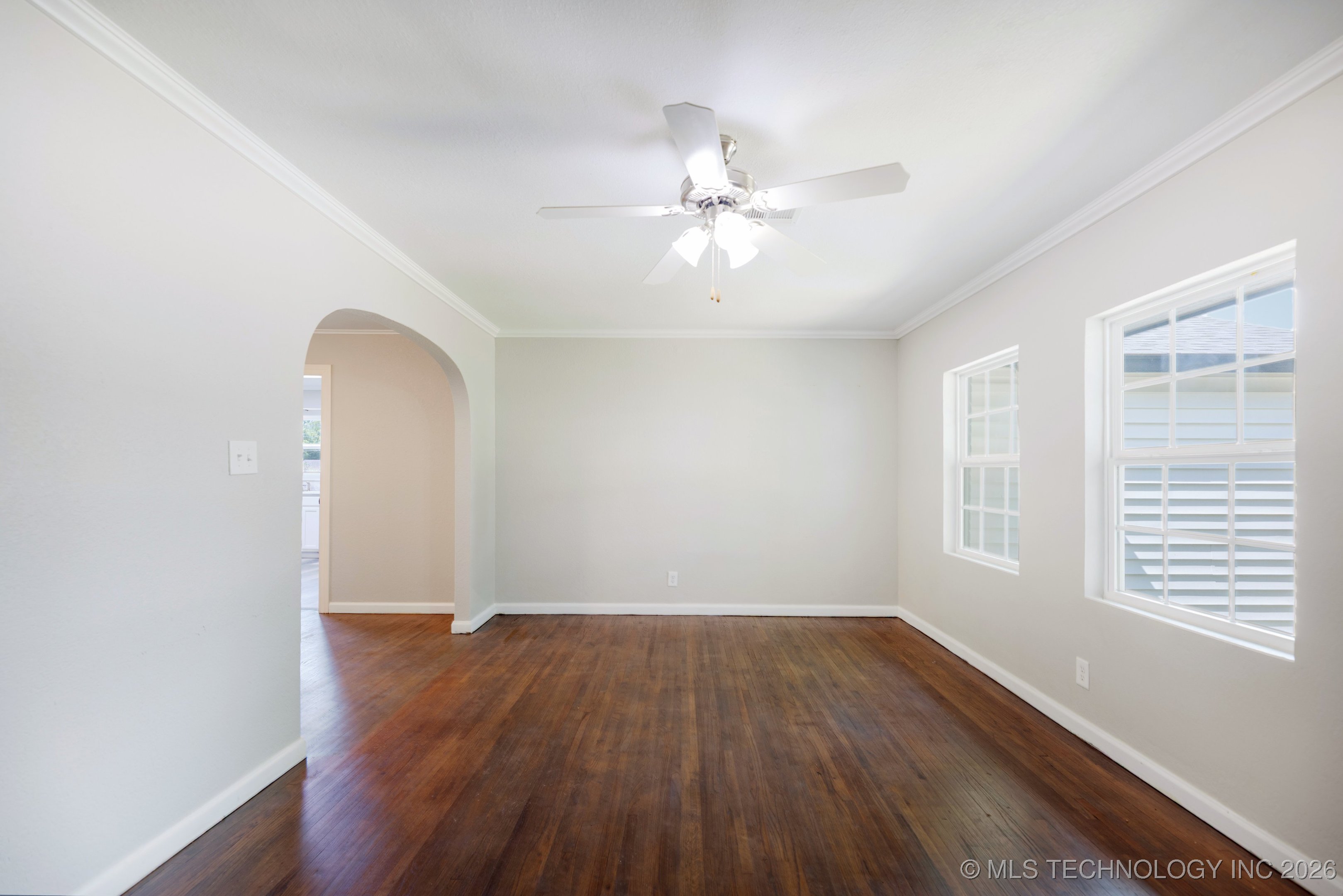 1224 N Rosedale Avenue Property Photo 4