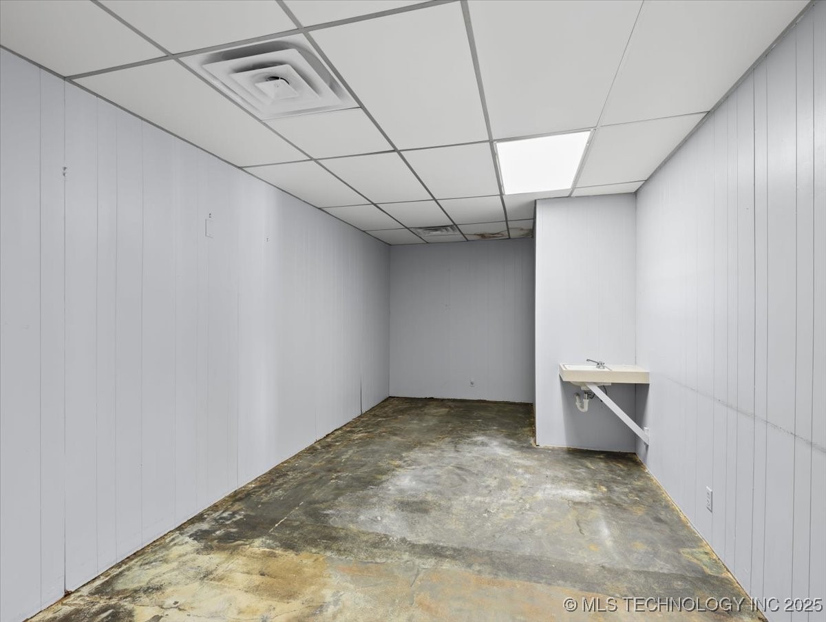 218 W Main Property Photo 12