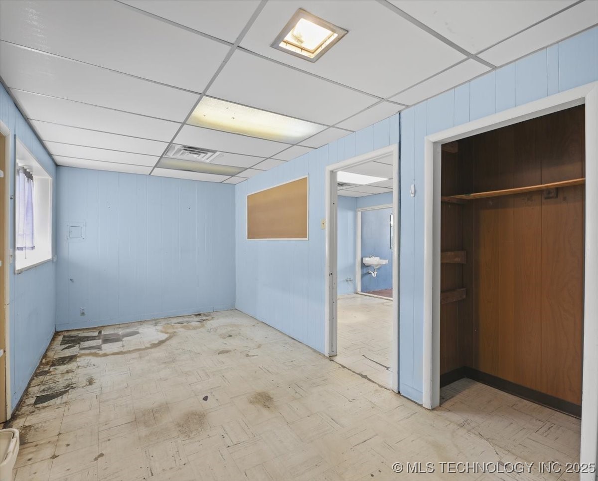 218 W Main Property Photo 16