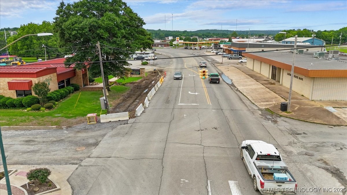 218 W Main Property Photo 23