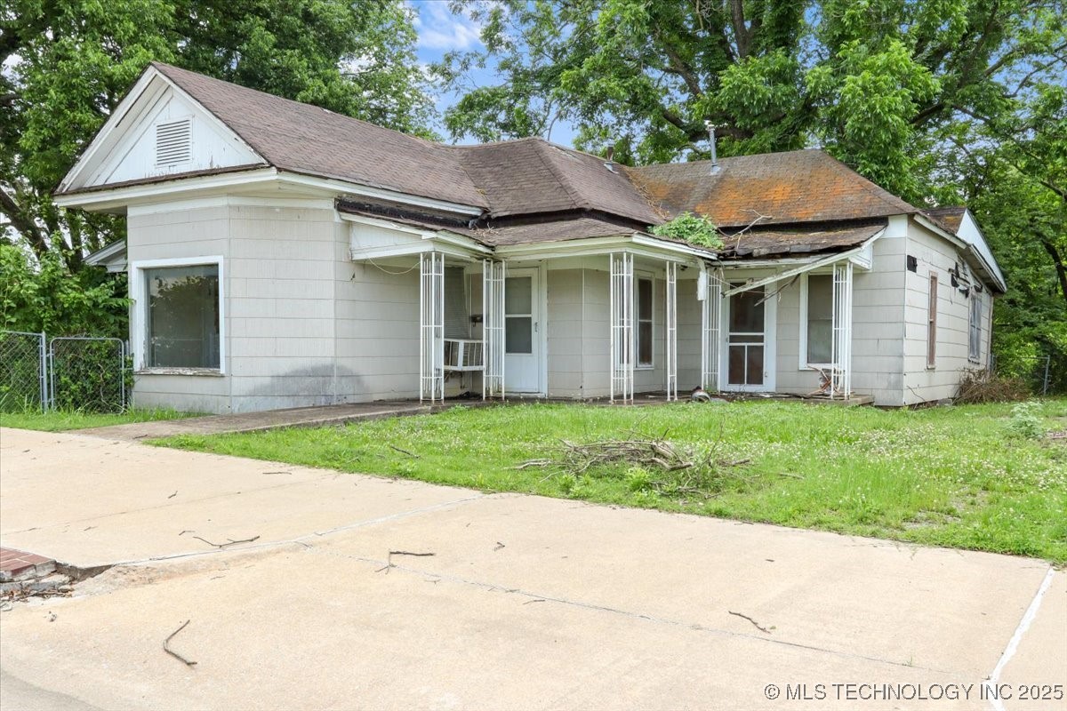 218 W Main Property Photo 34