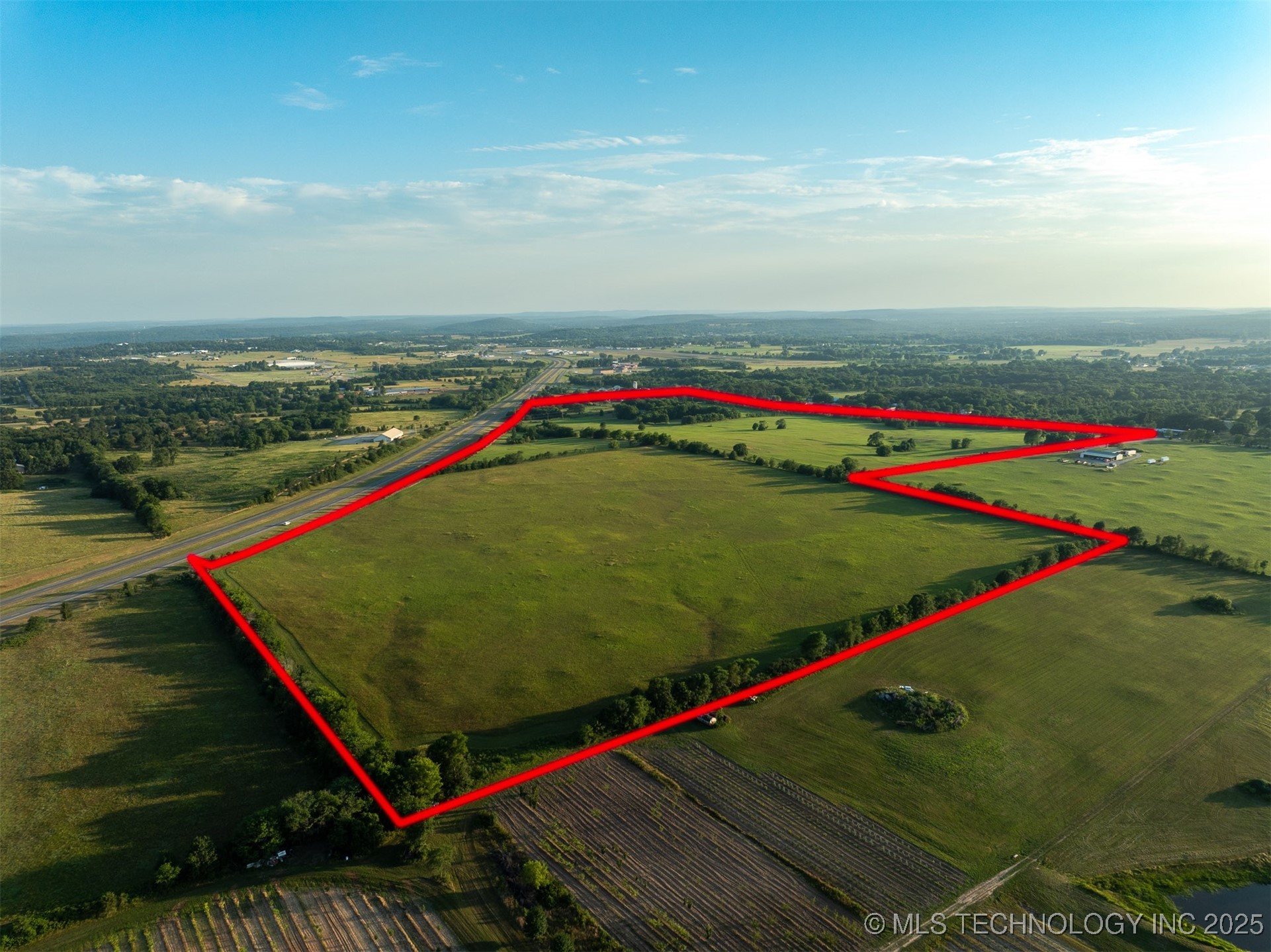 17022 W Grandview Road Property Photo 3