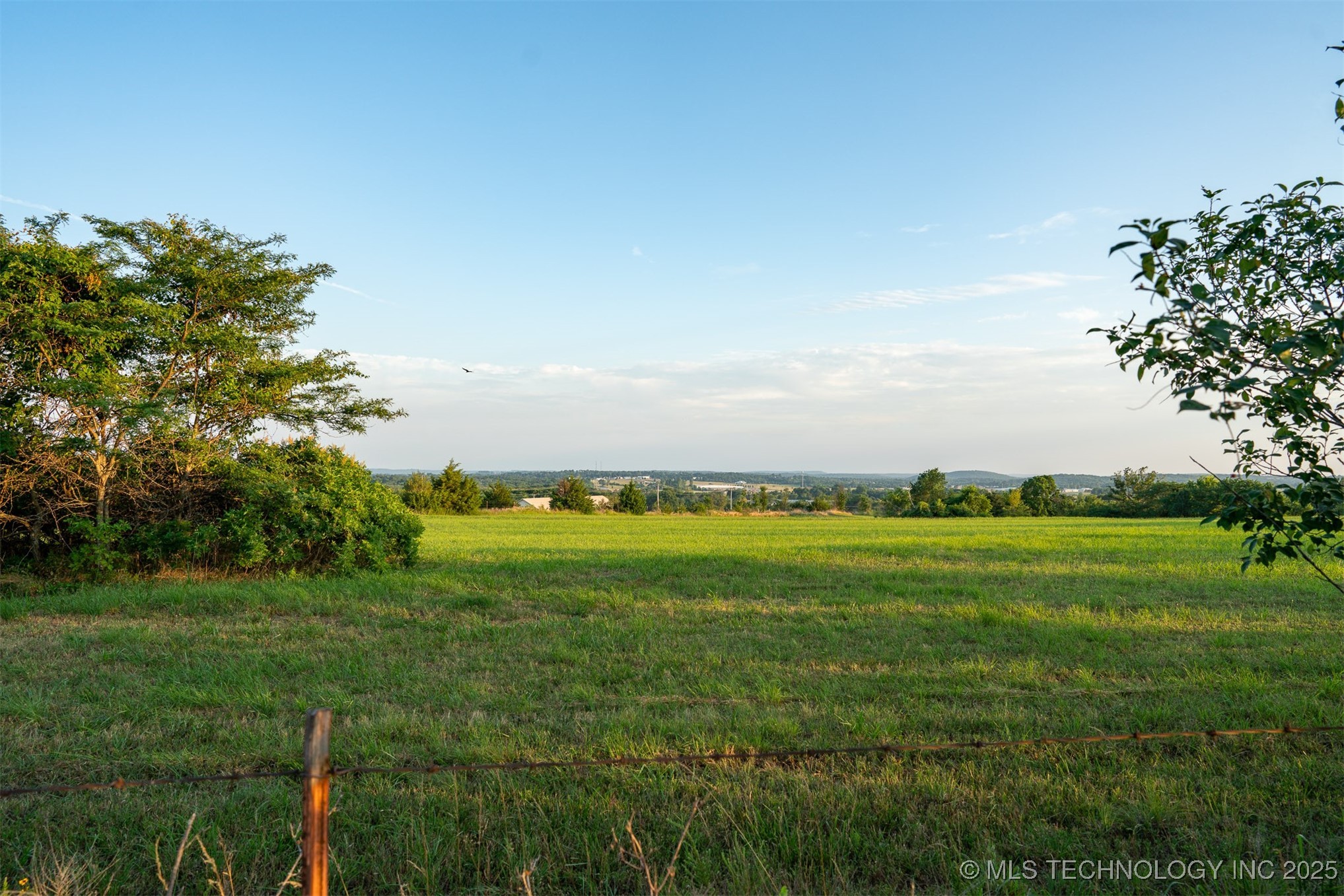 17022 W Grandview Road Property Photo 28
