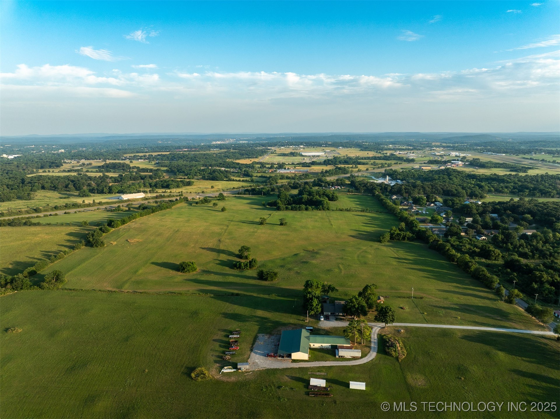 17022 W Grandview Road Property Photo 37