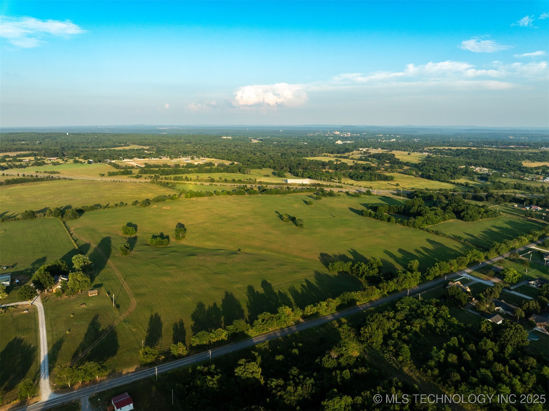 17022 W Grandview Road Property Photo 40