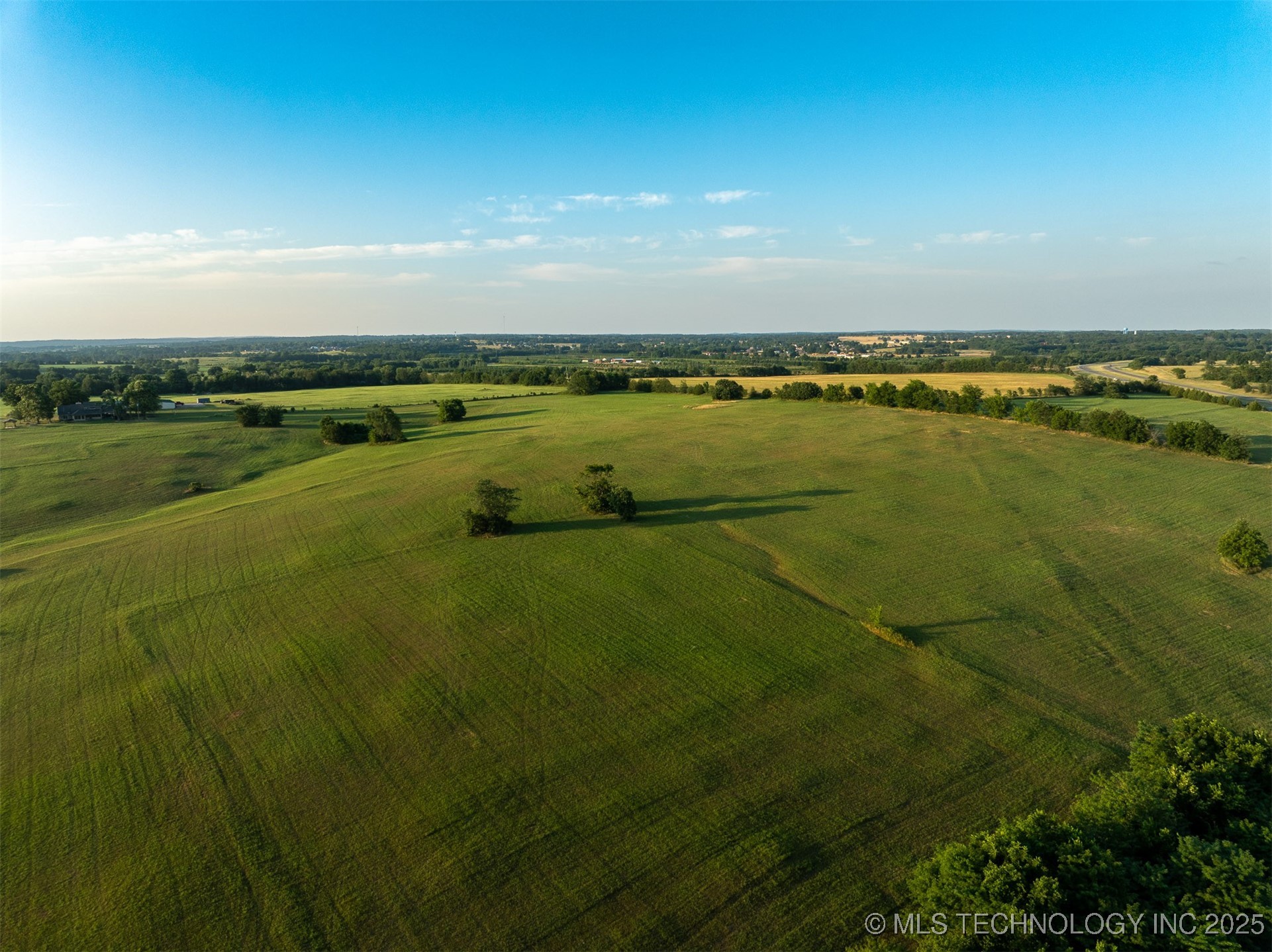 17022 W Grandview Road Property Photo 46