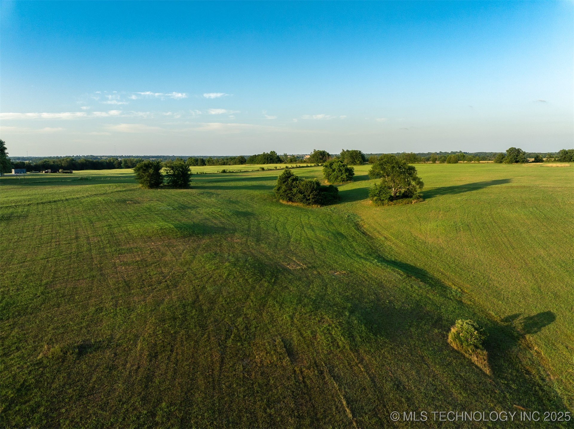 17022 W Grandview Road Property Photo 49