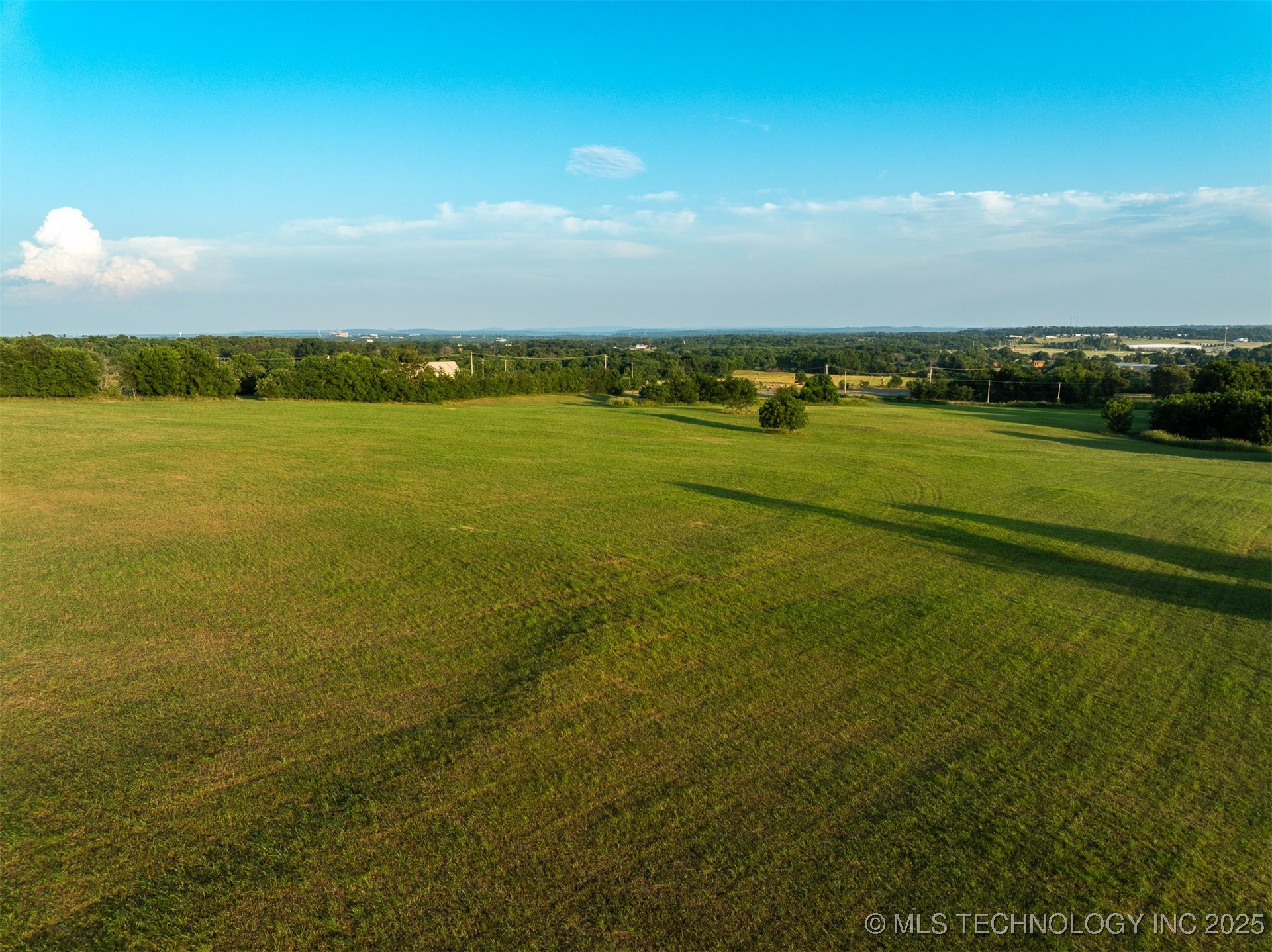 17022 W Grandview Road Property Photo 52
