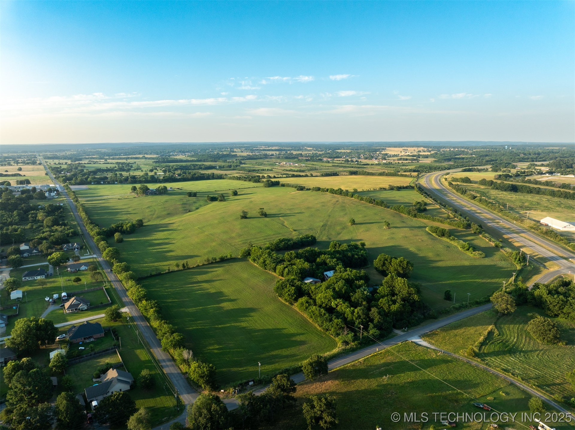 17022 W Grandview Road Property Photo 64