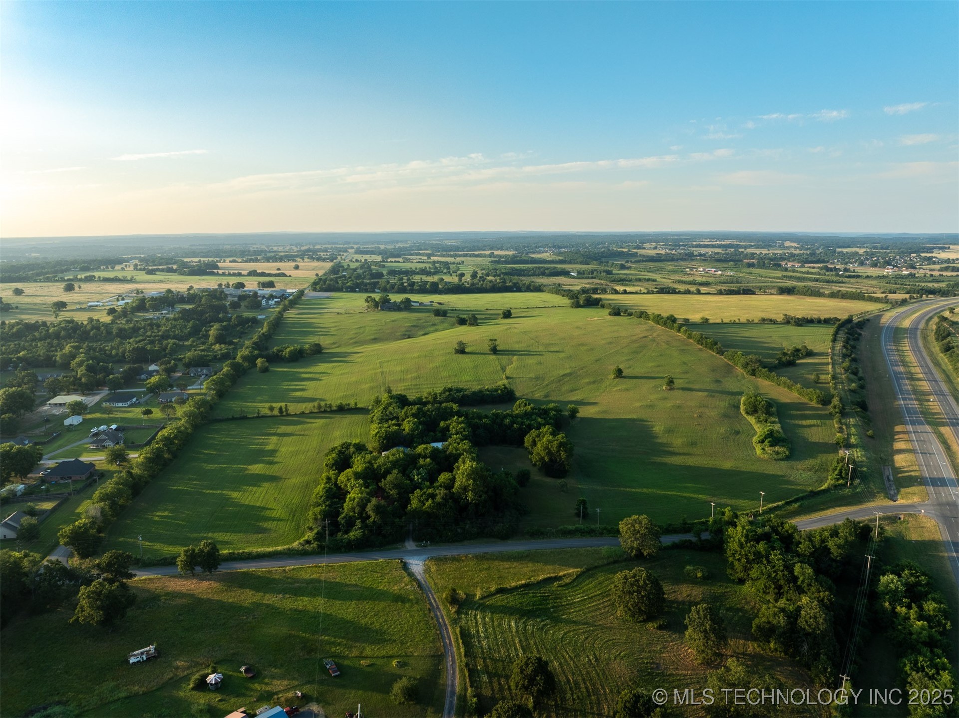 17022 W Grandview Road Property Photo 65