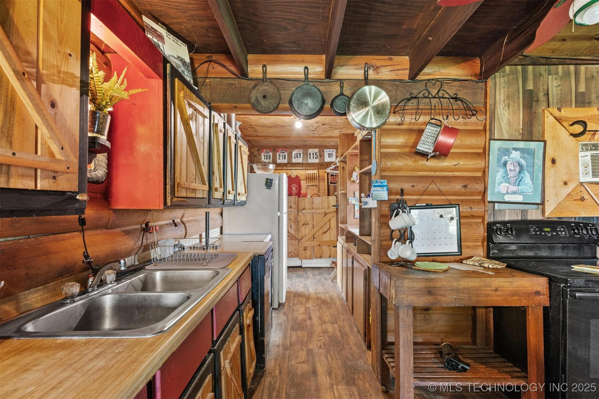 2994 State Highway 37 Property Photo 6