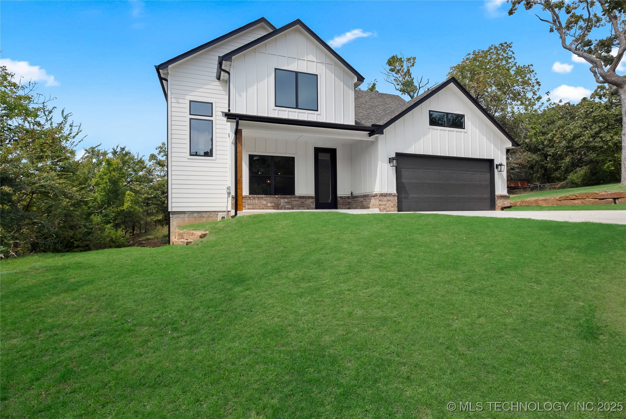 12466 W 91st Place S Property Photo 4