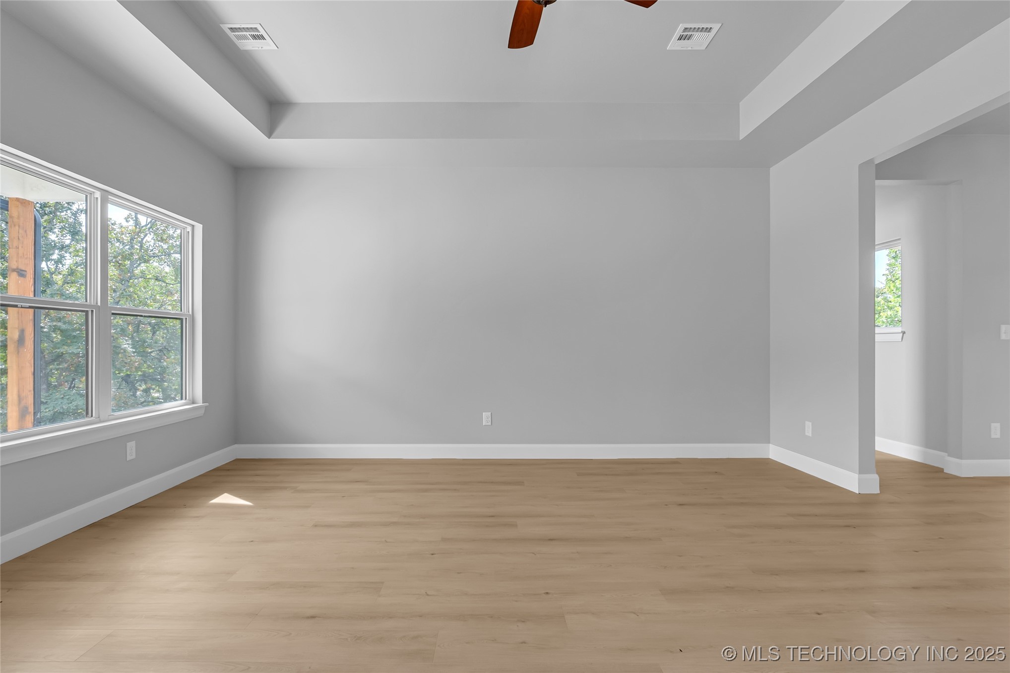 12466 W 91st Place S Property Photo 13