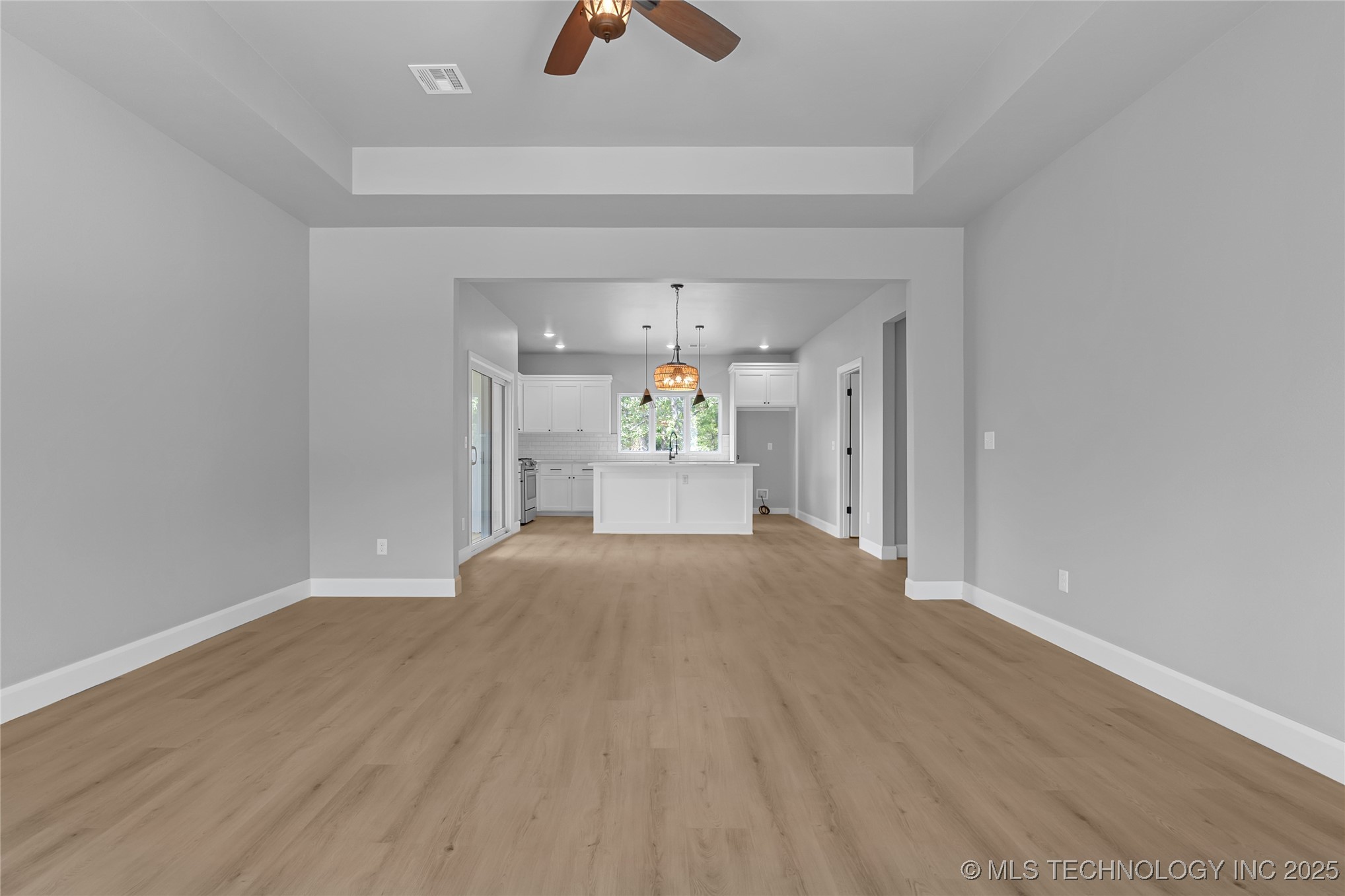 12466 W 91st Place S Property Photo 14