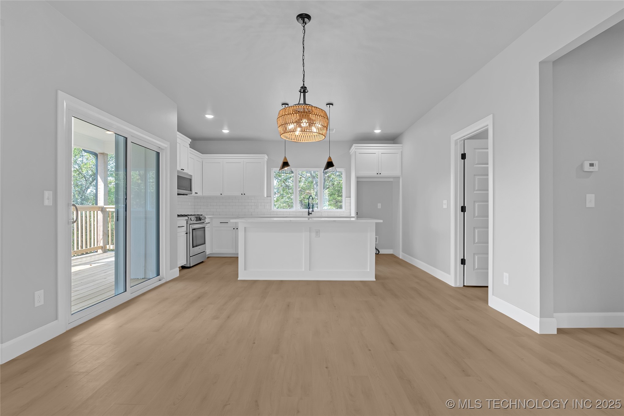 12466 W 91st Place S Property Photo 15