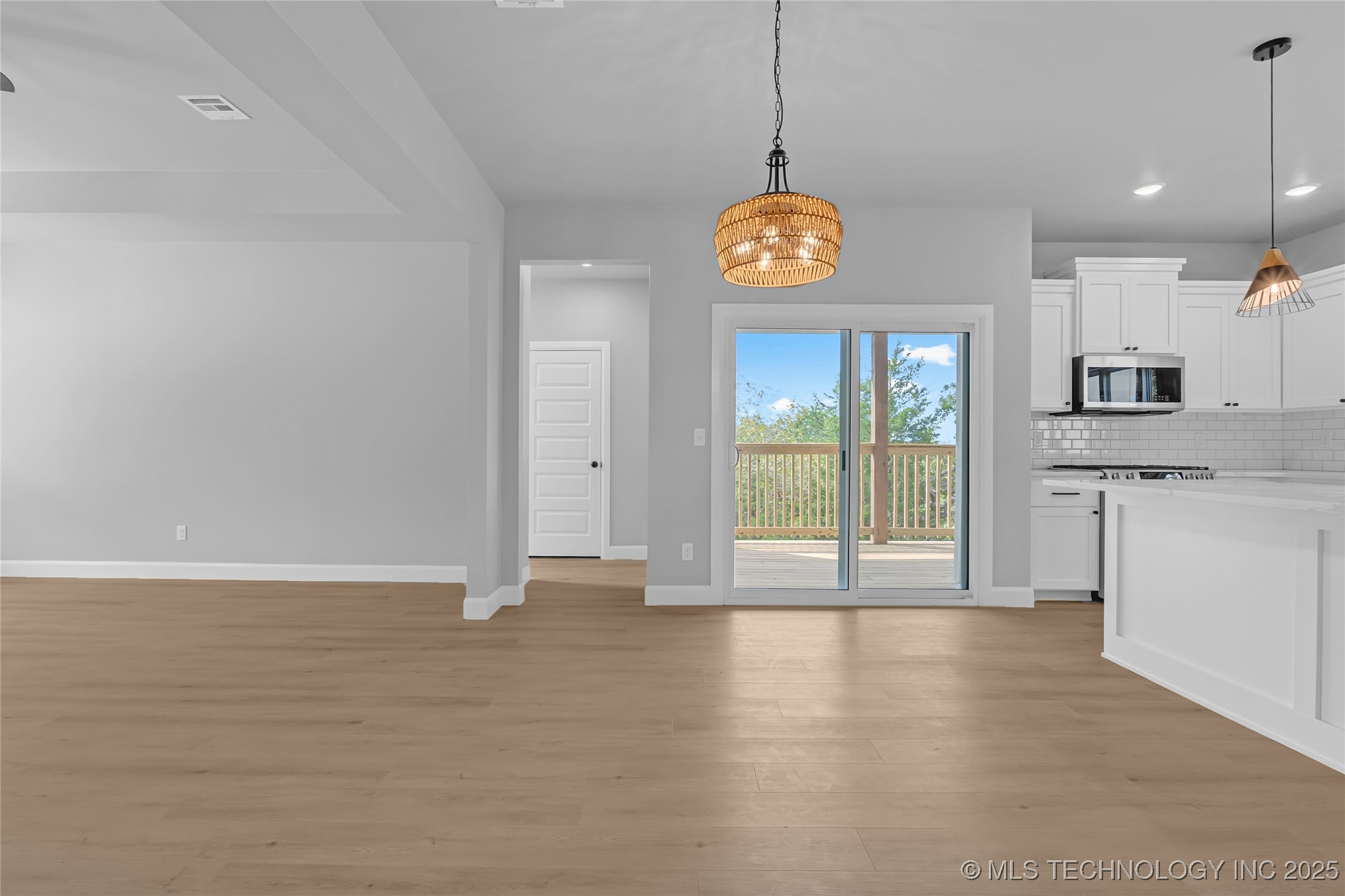 12466 W 91st Place S Property Photo 16