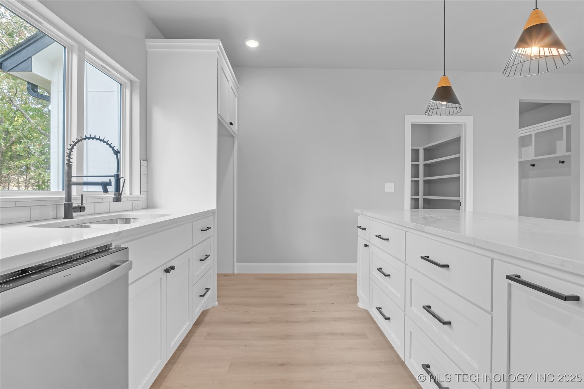 12466 W 91st Place S Property Photo 23