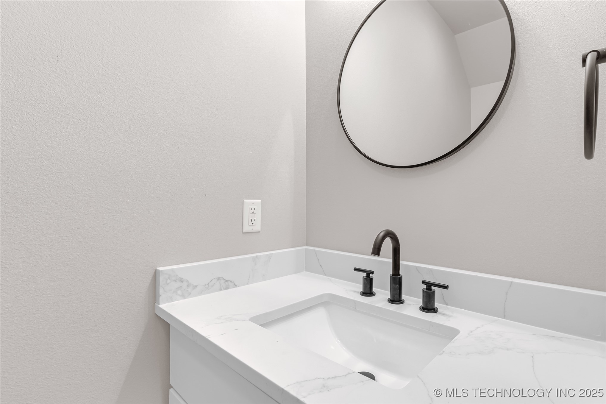 12466 W 91st Place S Property Photo 48