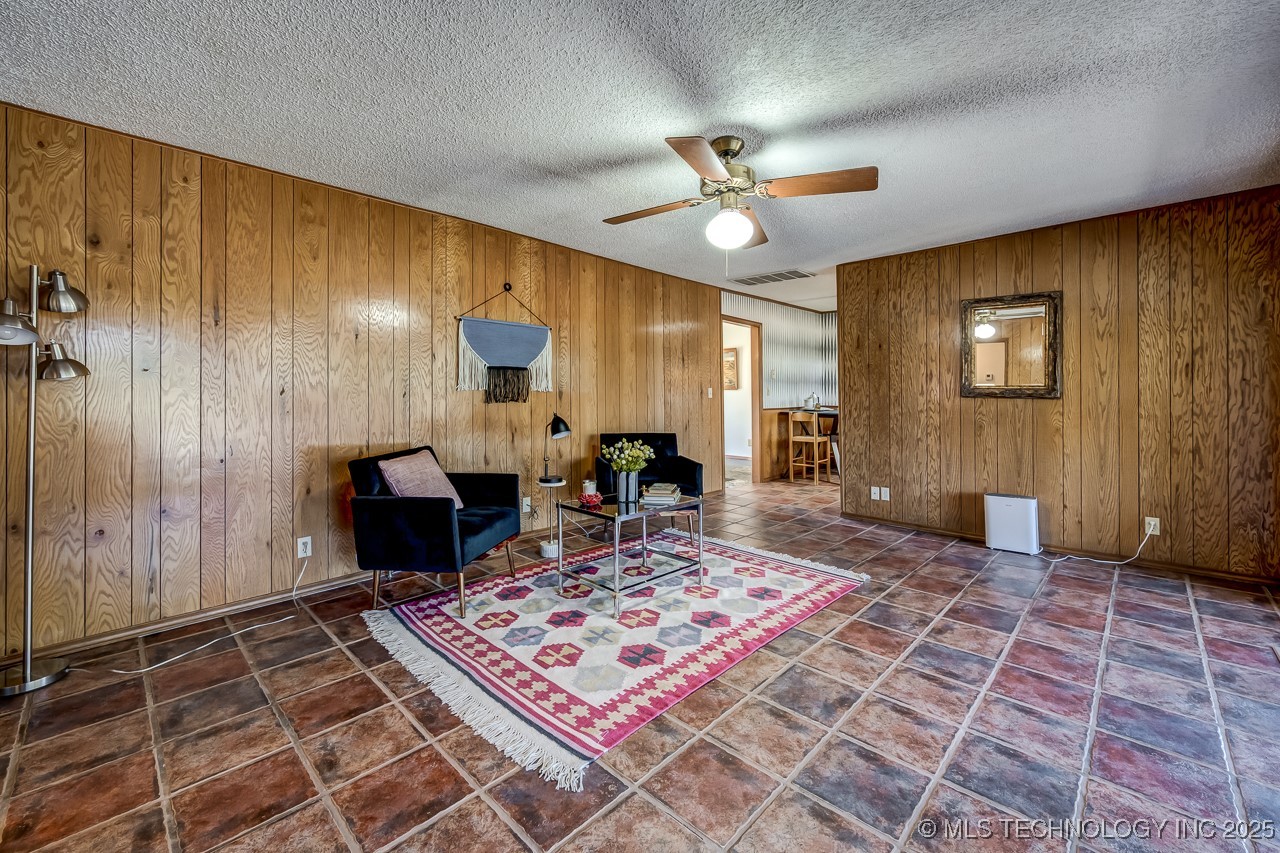 53100 S 34800 Road Property Photo 14