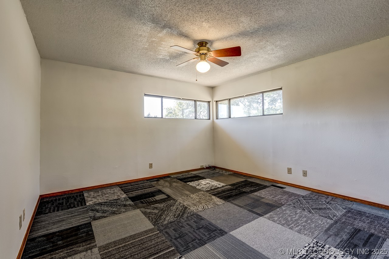 53100 S 34800 Road Property Photo 19