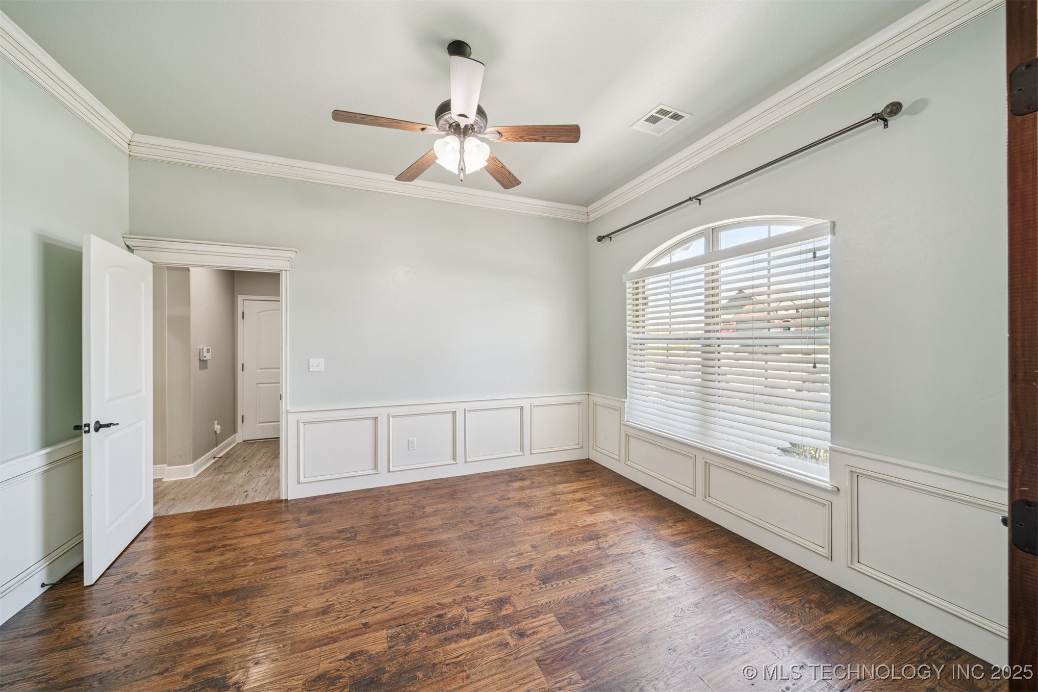 19481 Pecan Ridge Circle Property Photo 6