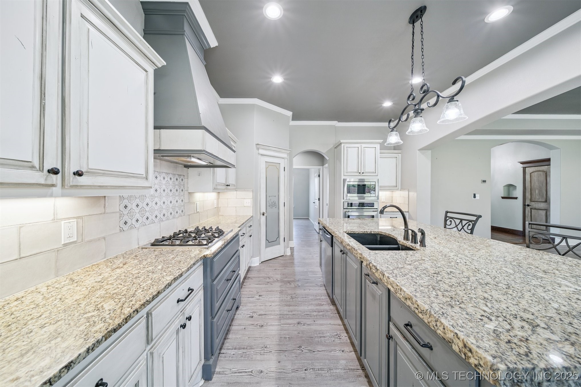 19481 Pecan Ridge Circle Property Photo 14