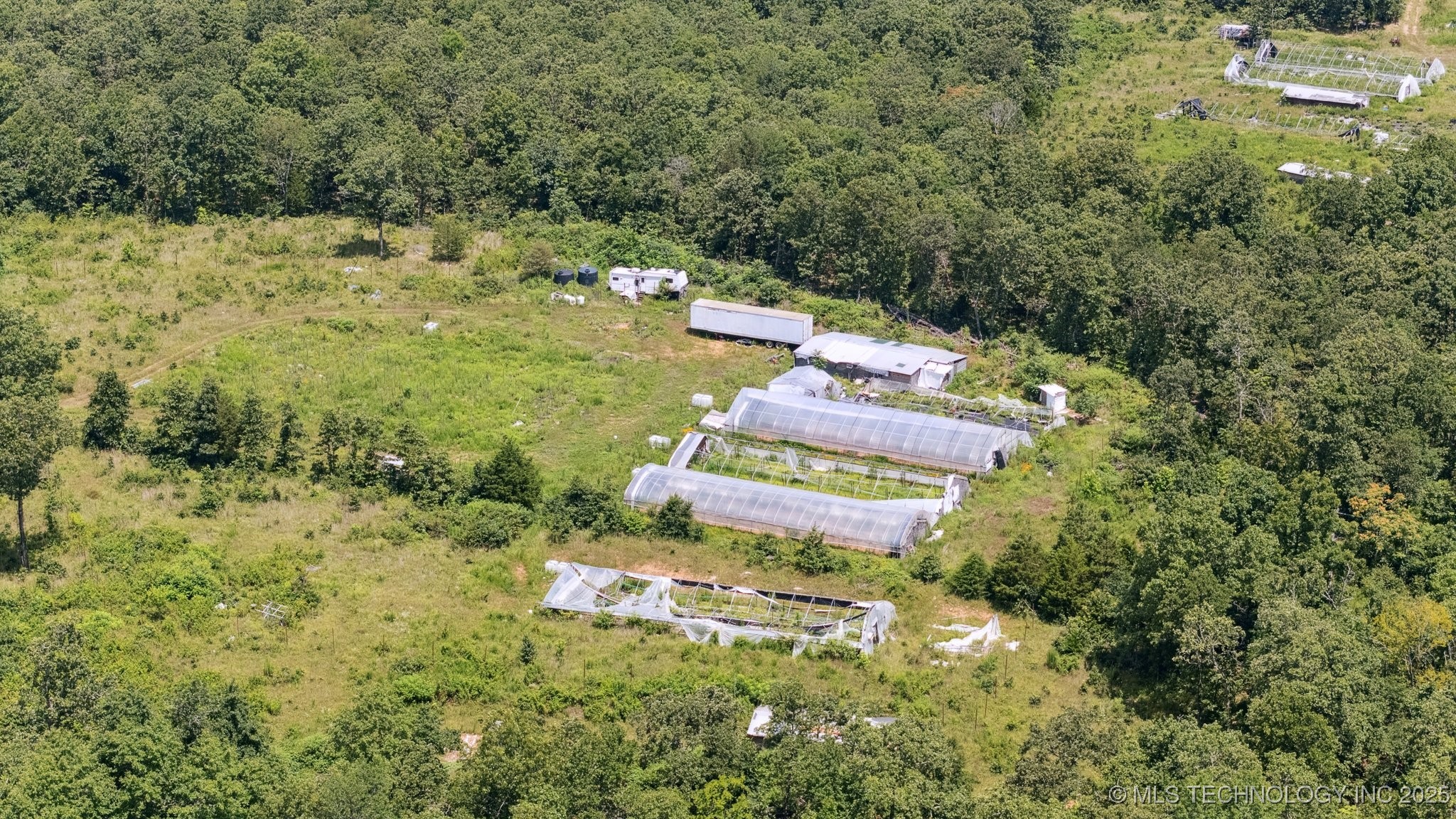 26524 E 795 Road Property Photo 4