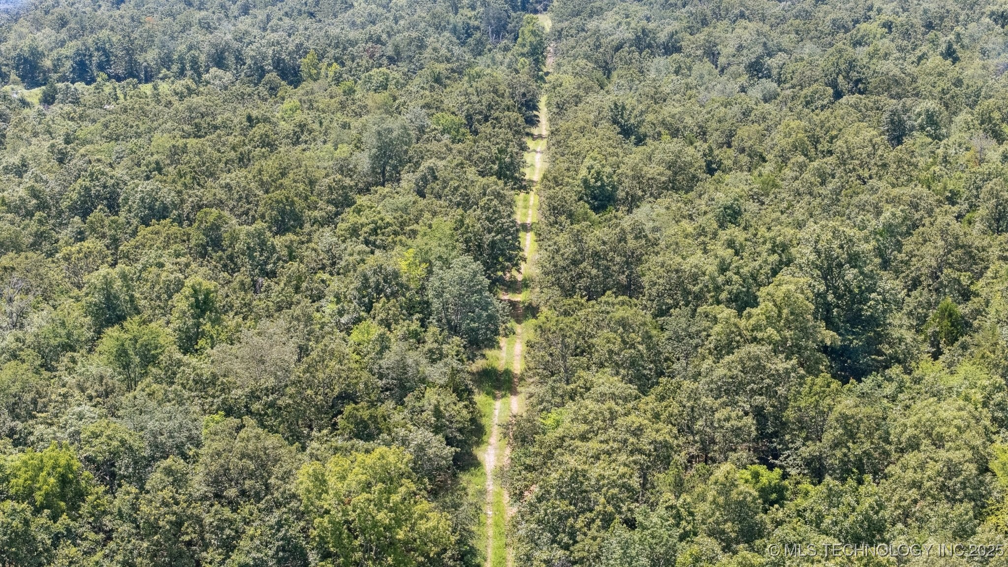 26524 E 795 Road Property Photo 6