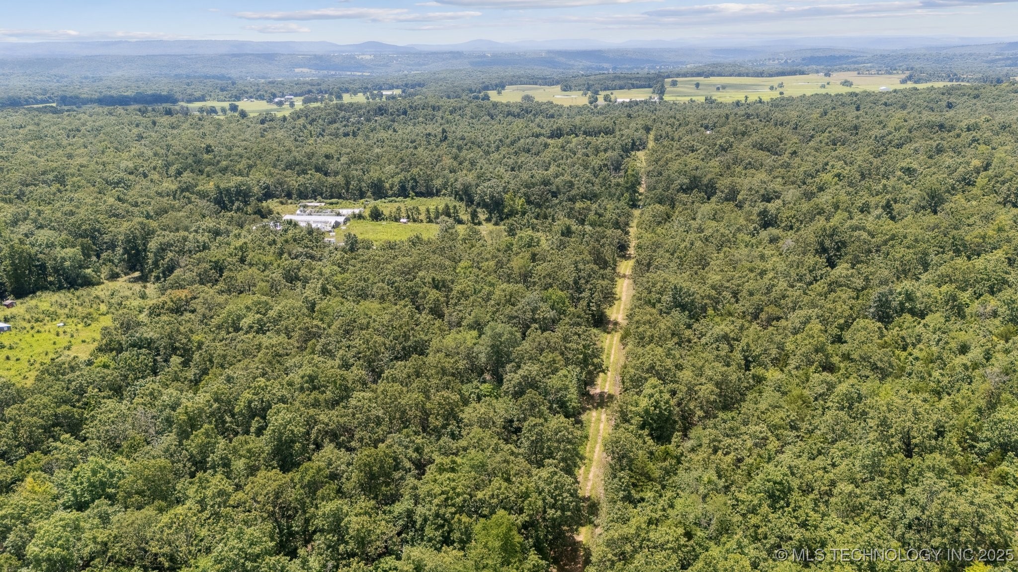 26524 E 795 Road Property Photo 11