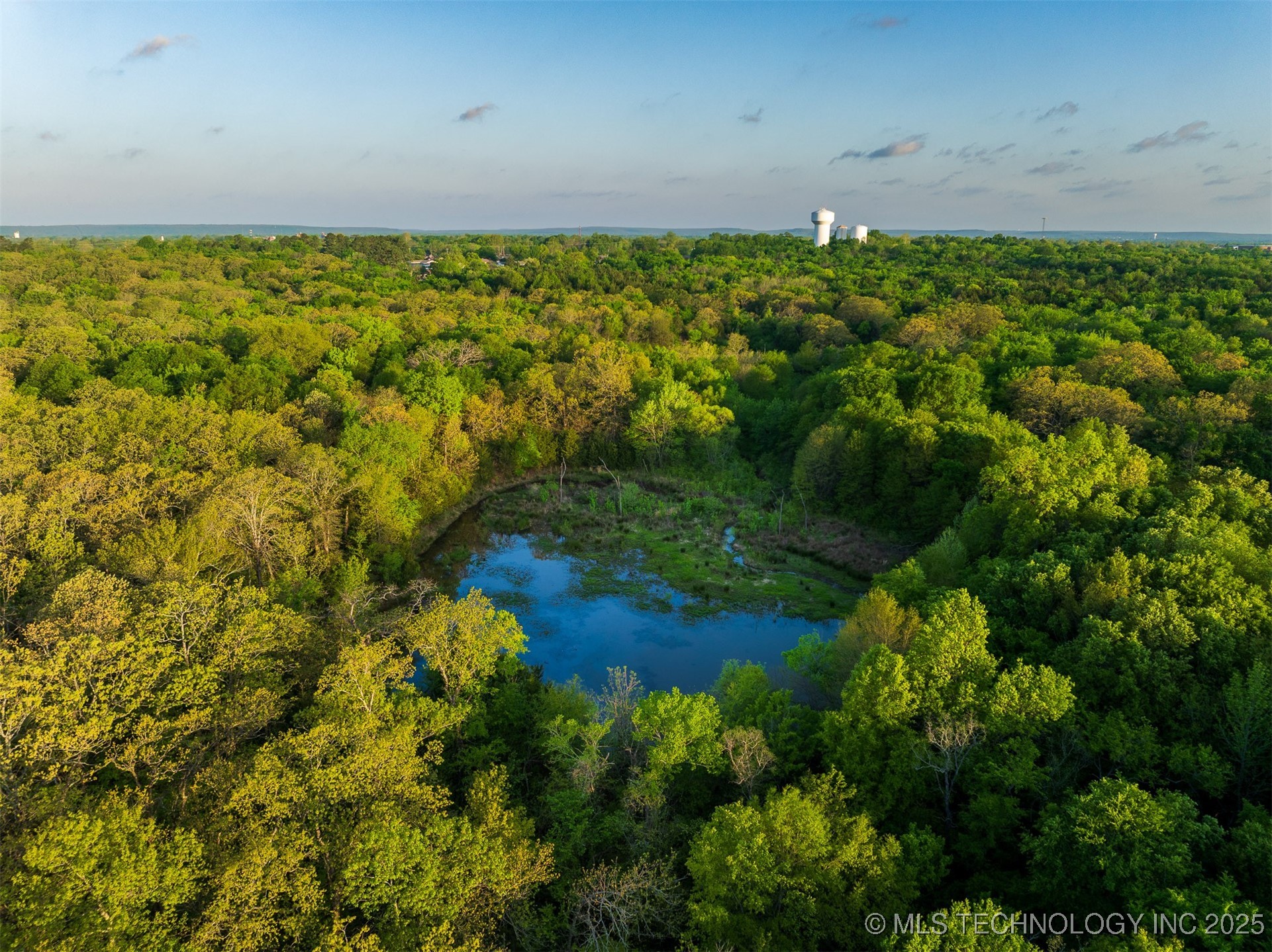 6 E Southbrook Avenue Property Photo 32