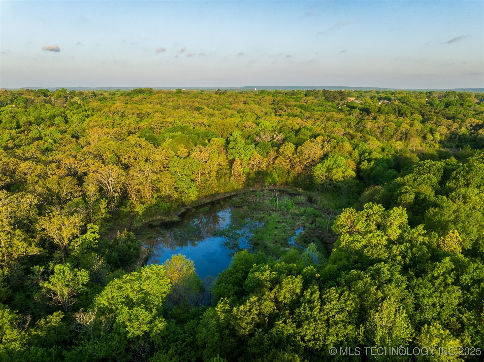 6 E Southbrook Avenue Property Photo 33