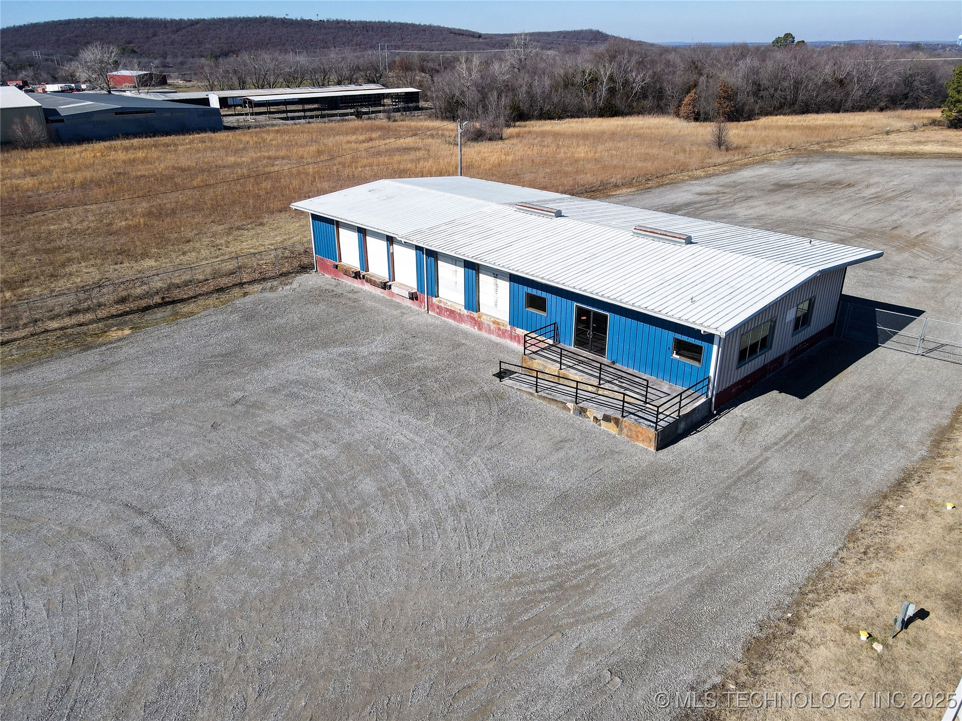 1221 S George Nigh Property Photo 2