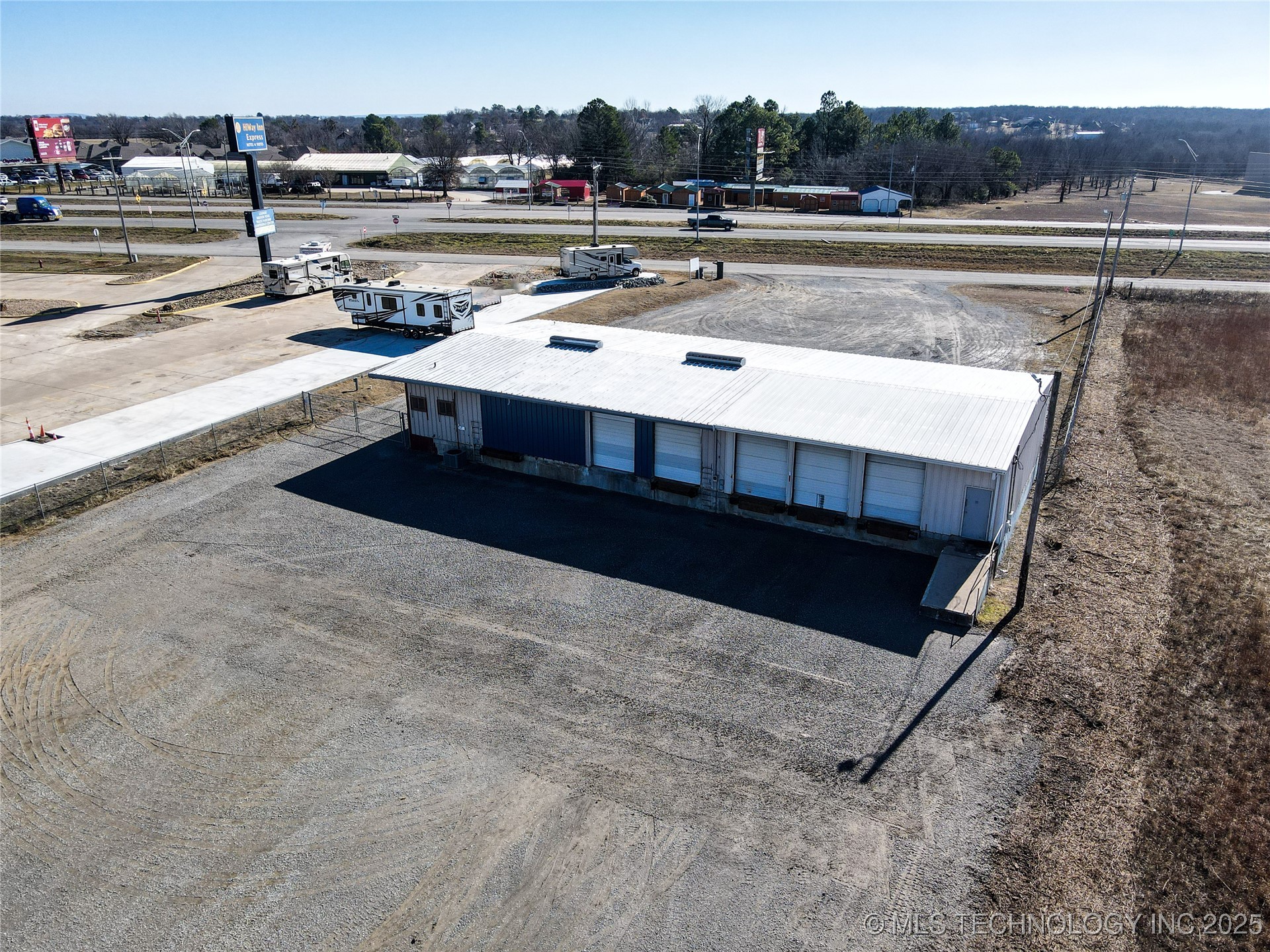 1221 S George Nigh Property Photo 5